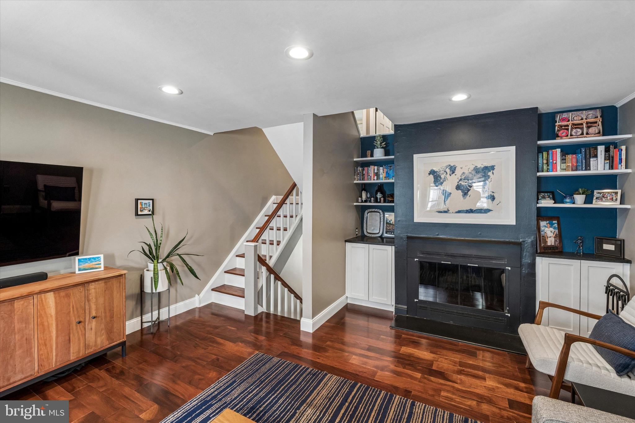 BELLA VISTA - Residential