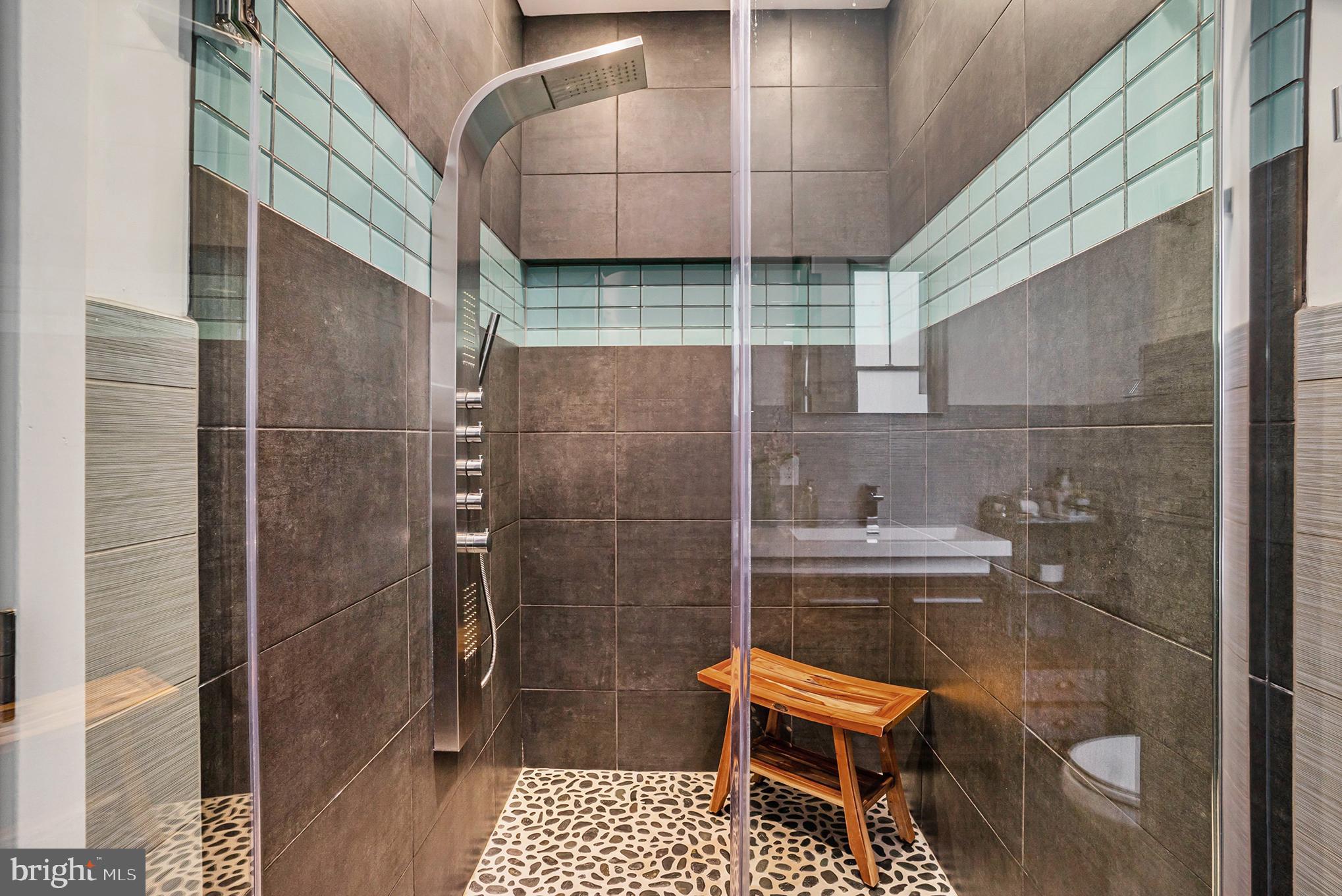 GRADUATE HOSPITAL - Residential