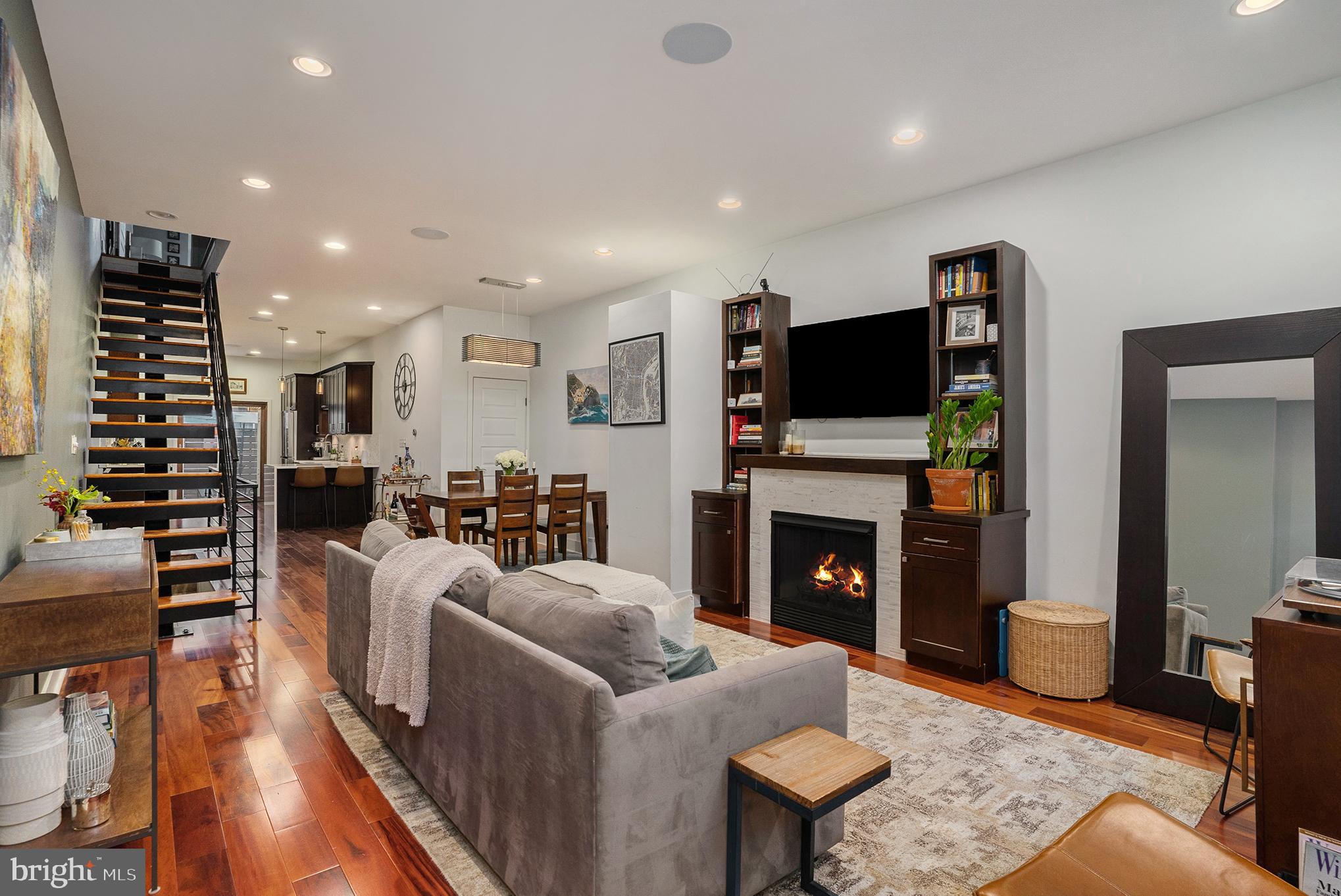 GRADUATE HOSPITAL - Residential