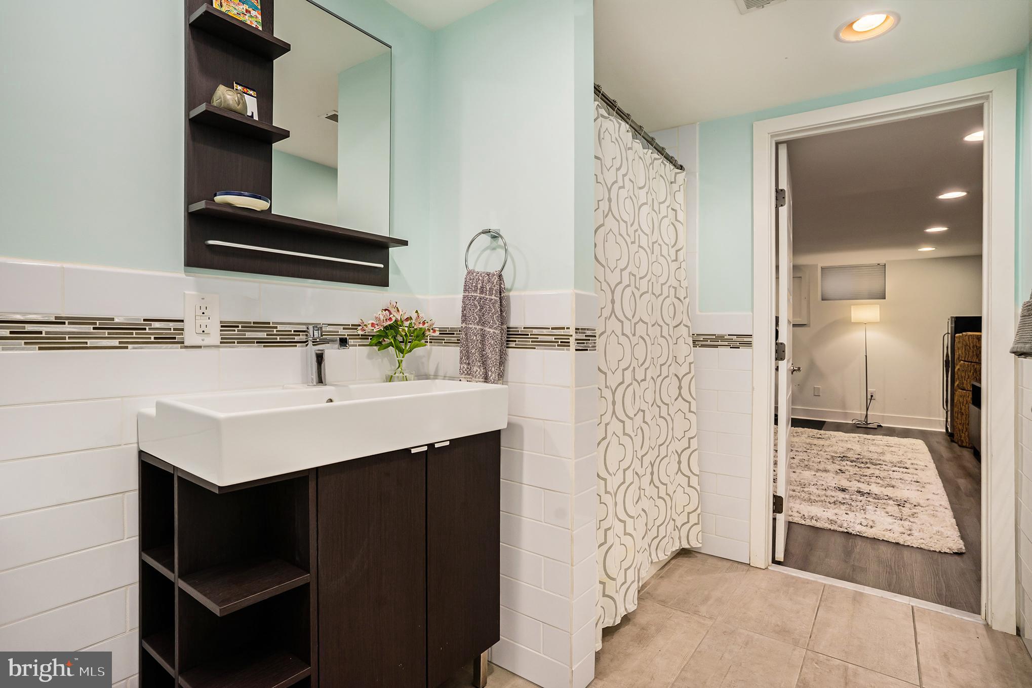 GRADUATE HOSPITAL - Residential