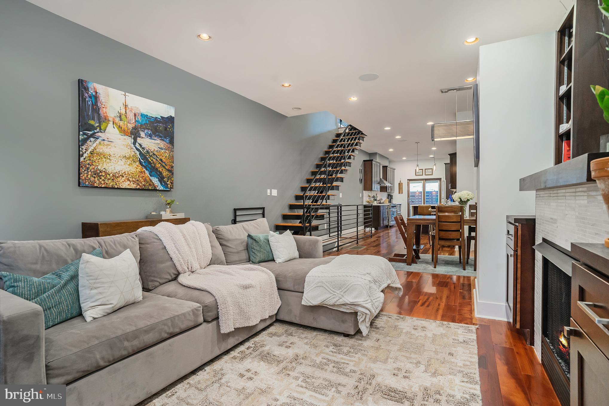 GRADUATE HOSPITAL - Residential