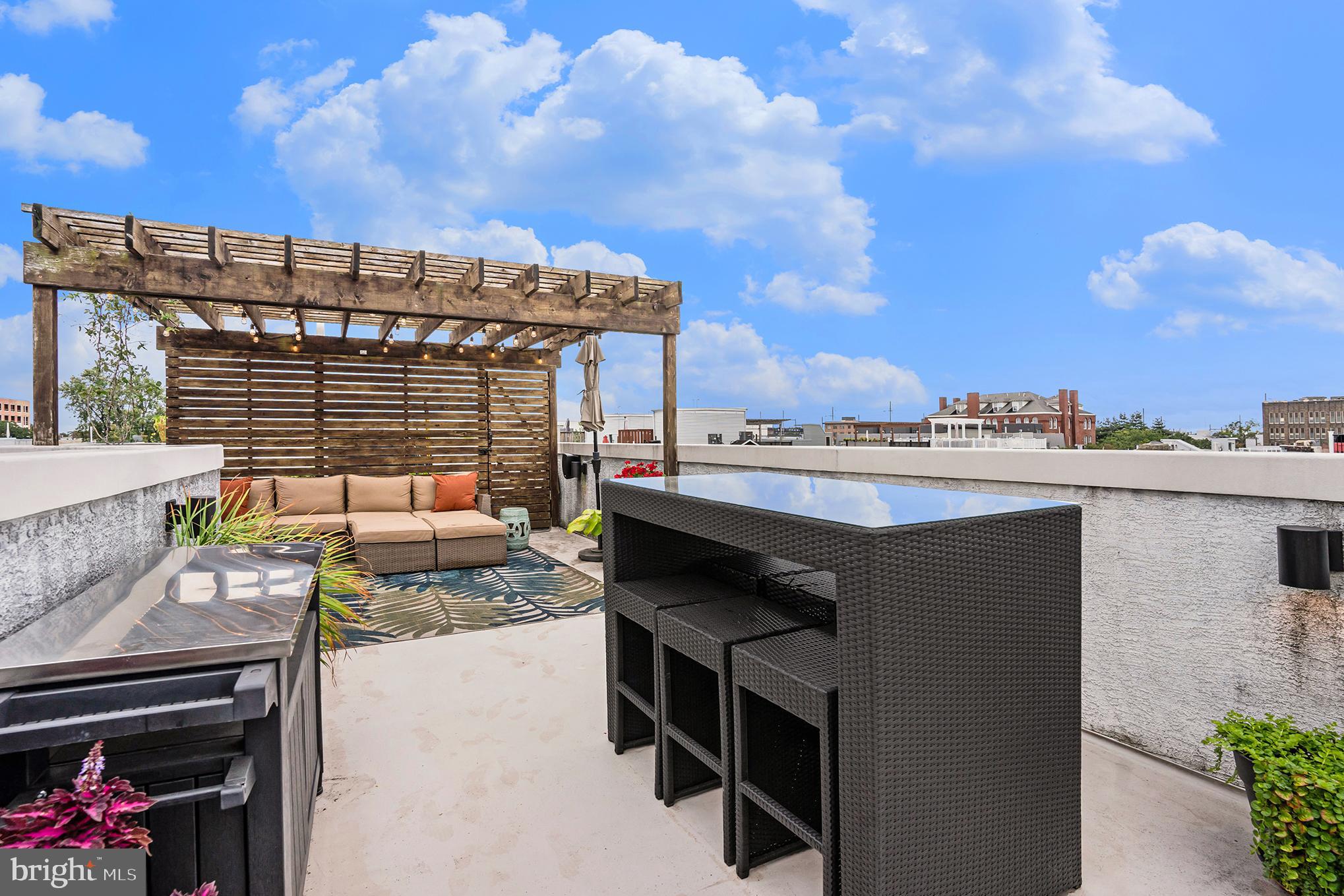 GRADUATE HOSPITAL - Residential