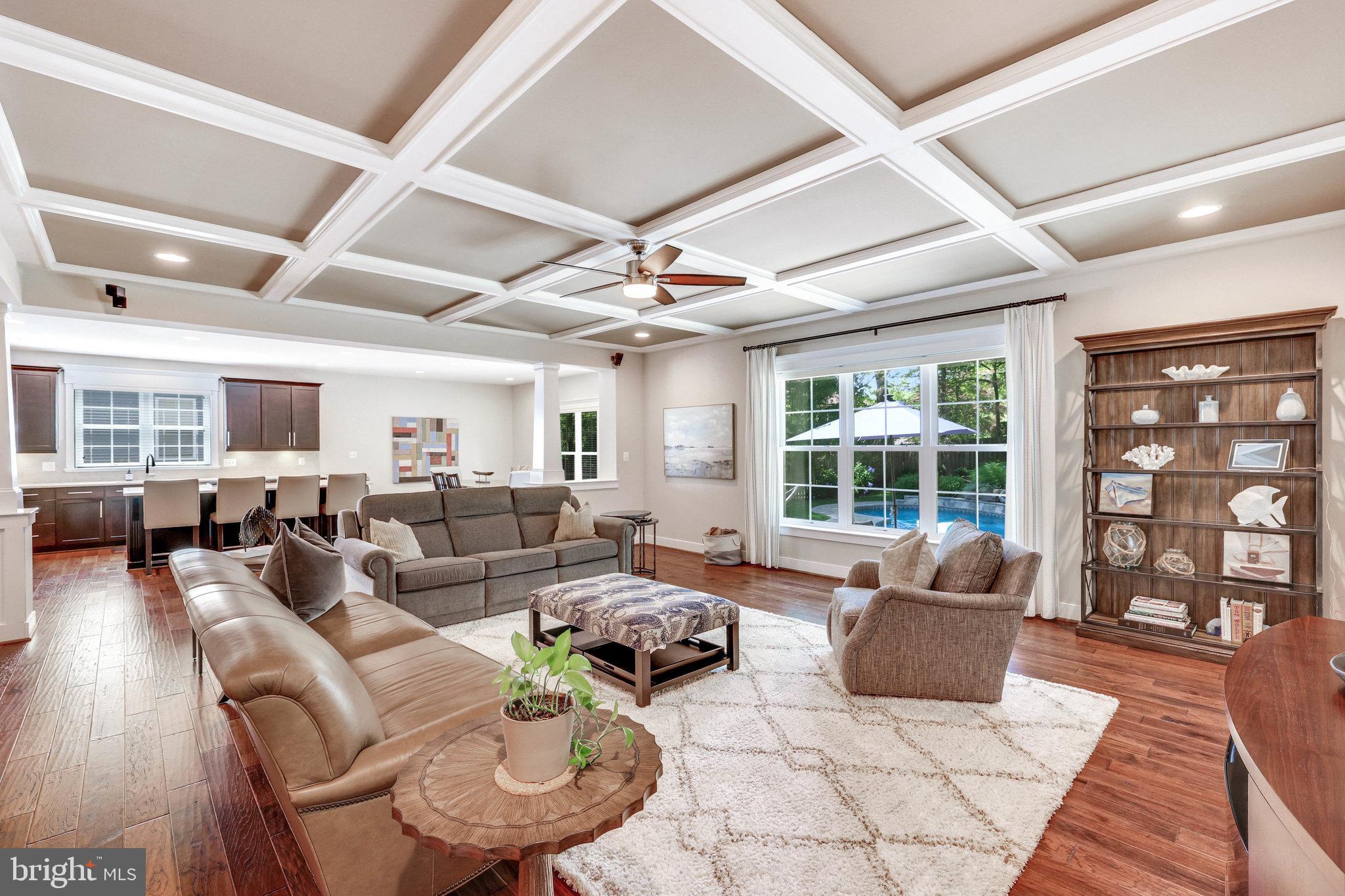 VIENNA WOODS - Residential