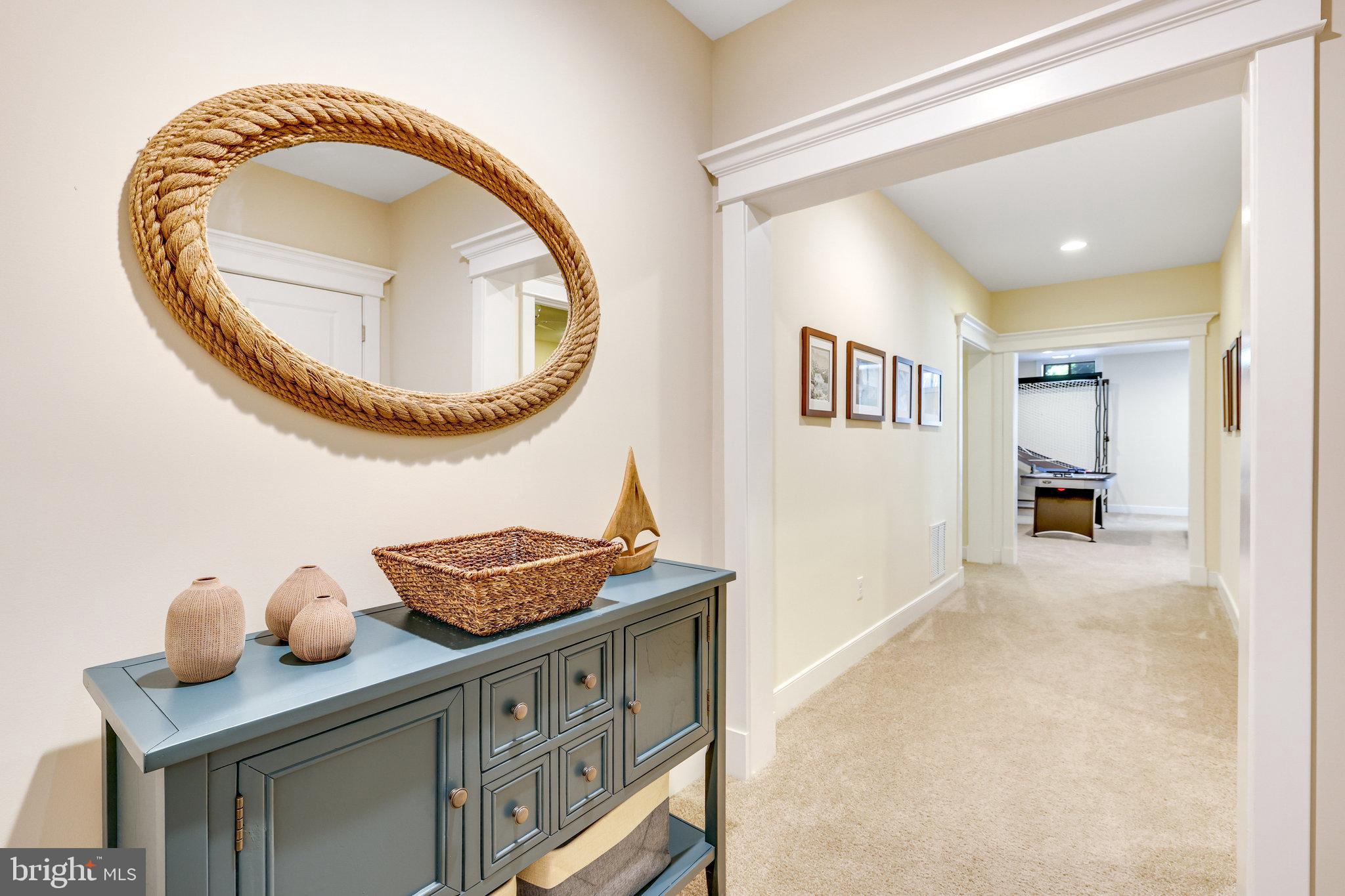 VIENNA WOODS - Residential