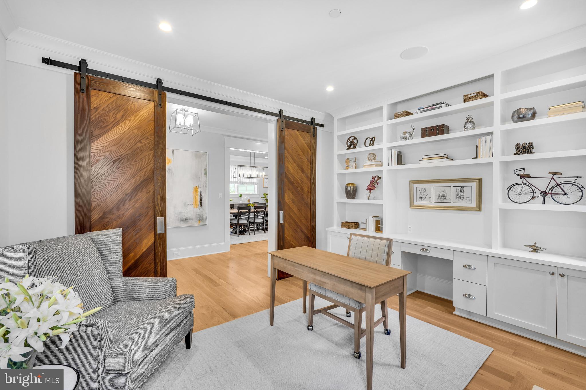 CHEVY CHASE - Residential