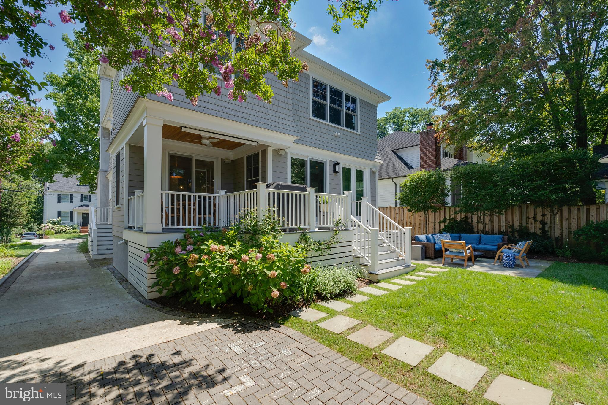 CHEVY CHASE - Residential