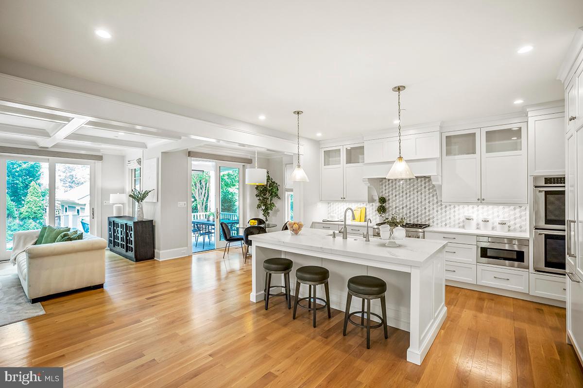 CHEVY CHASE - Residential