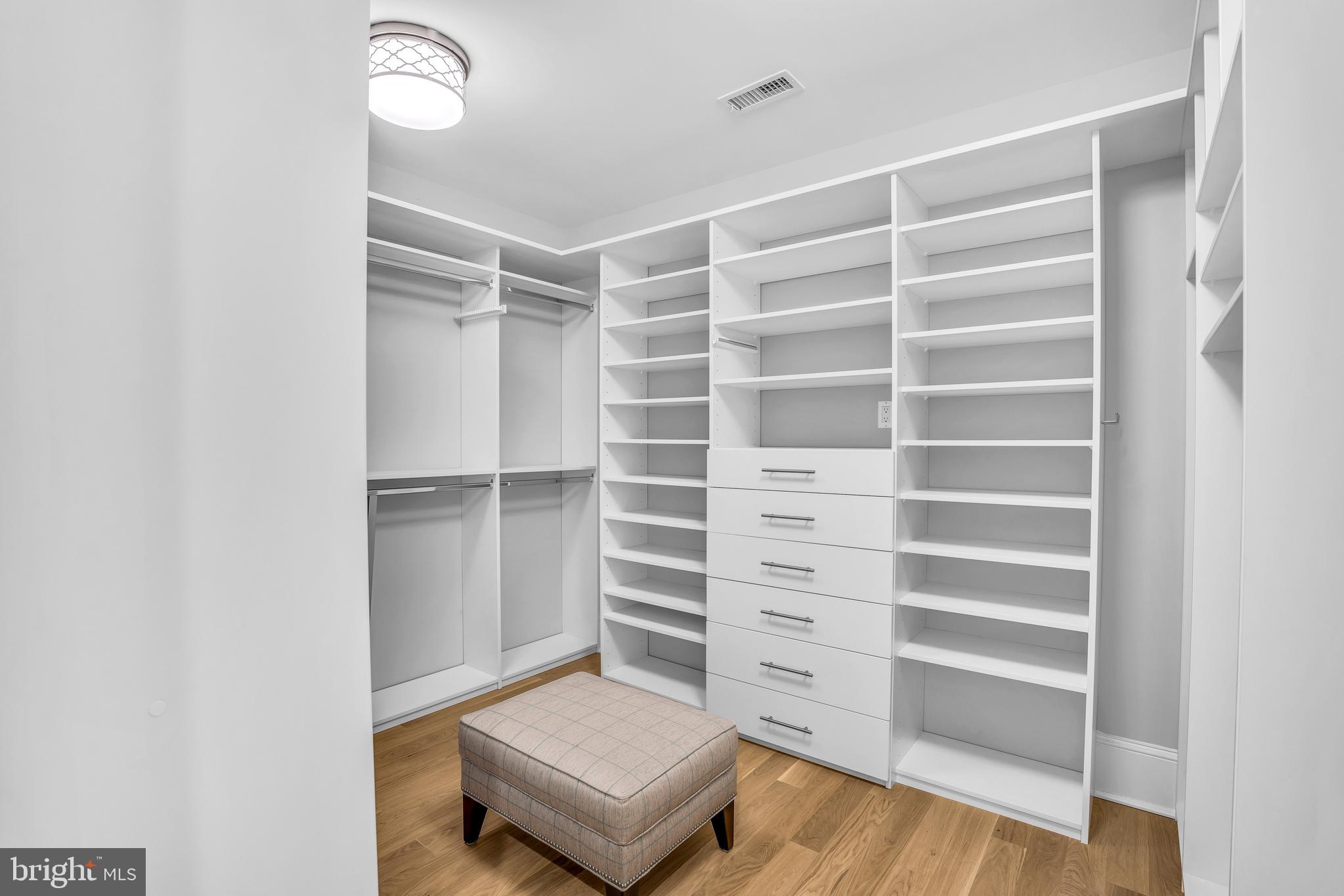 CHEVY CHASE - Residential