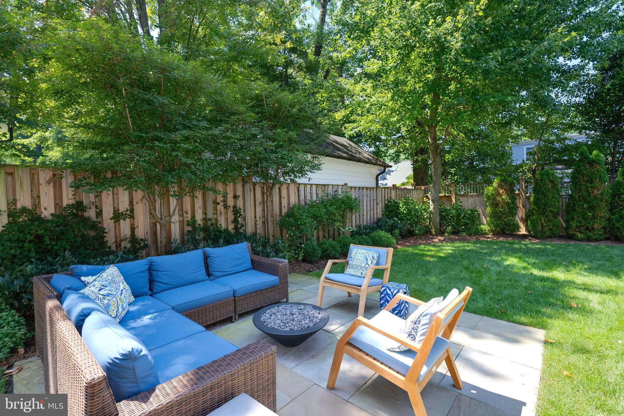 CHEVY CHASE - Residential