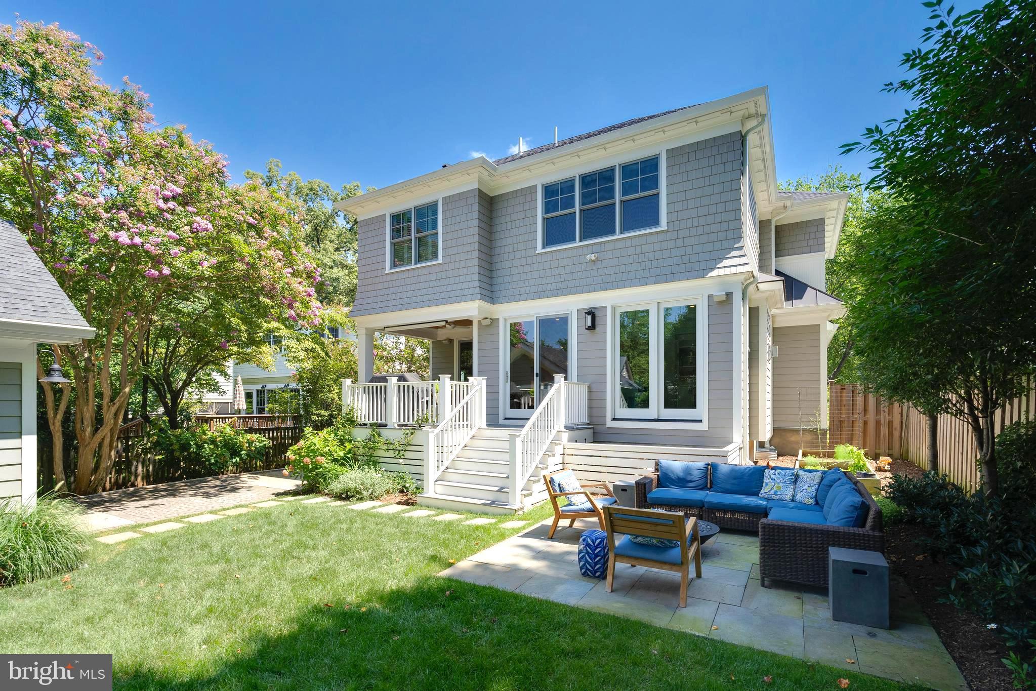 CHEVY CHASE - Residential