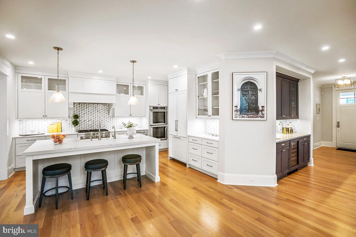 CHEVY CHASE - Residential