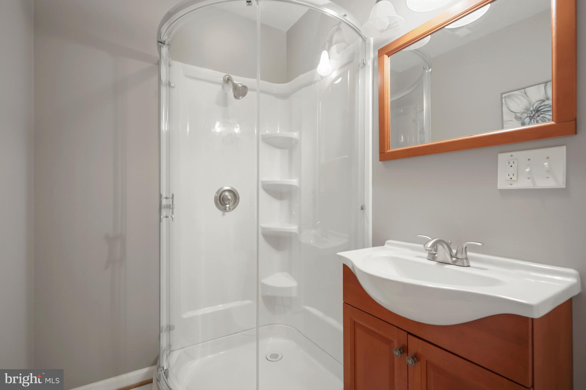 VIRGINIA CENTER - Residential