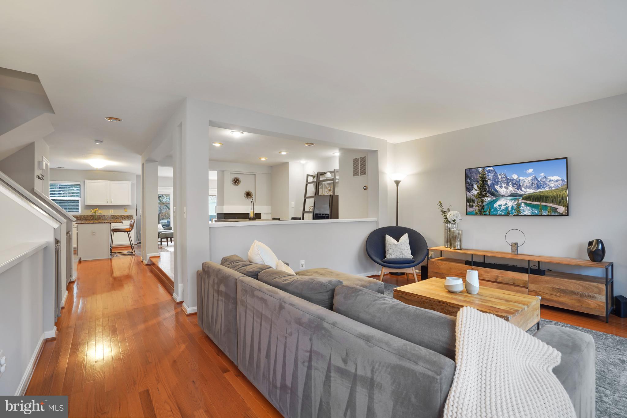 VIRGINIA CENTER - Residential