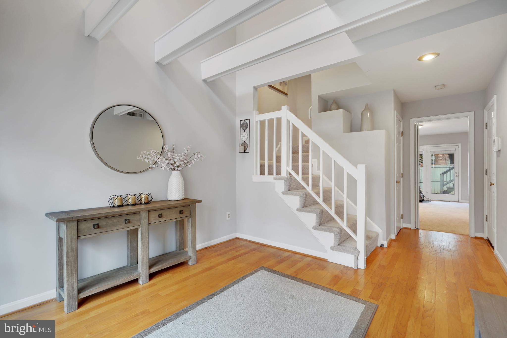 VIRGINIA CENTER - Residential