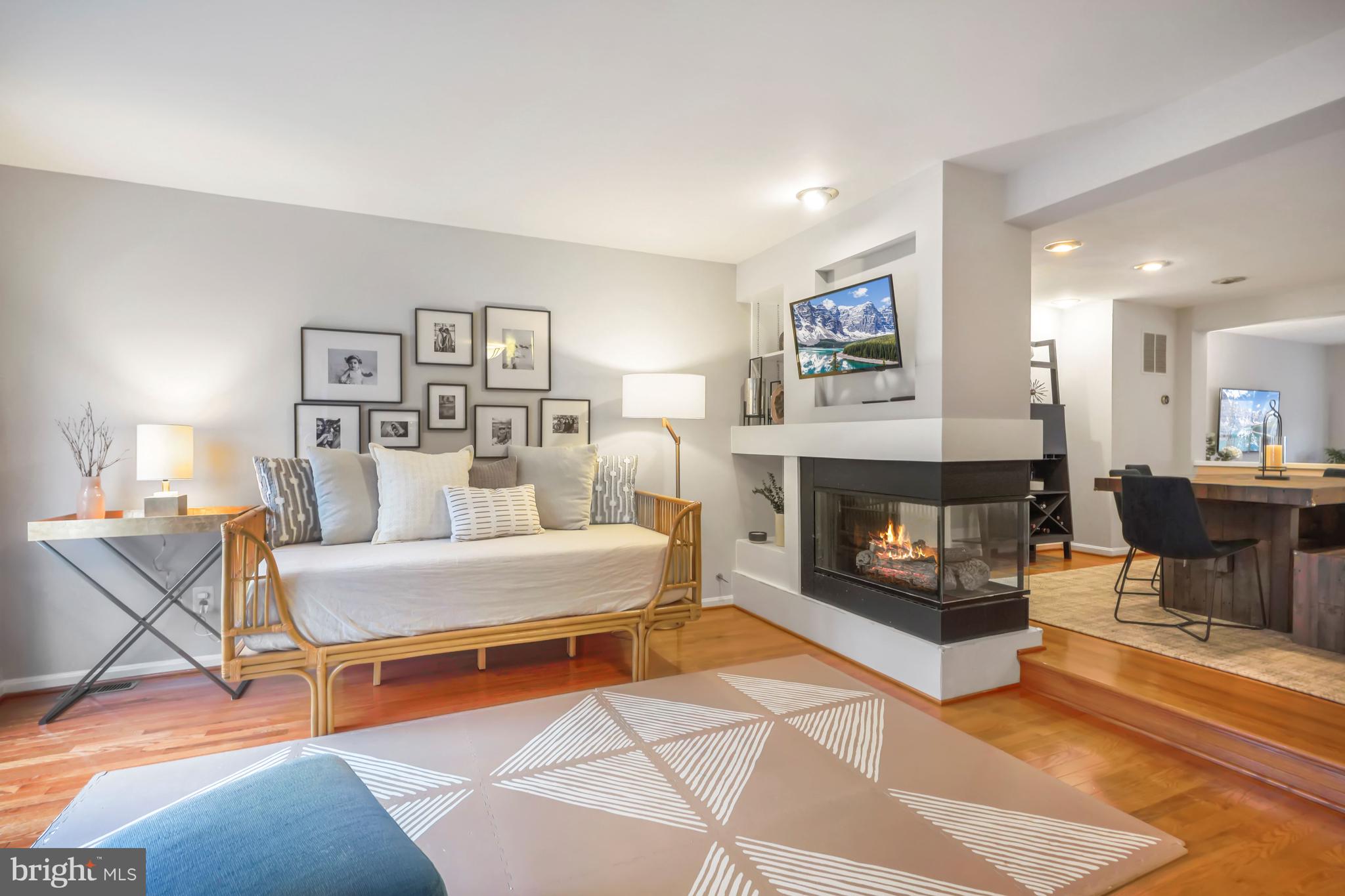 VIRGINIA CENTER - Residential