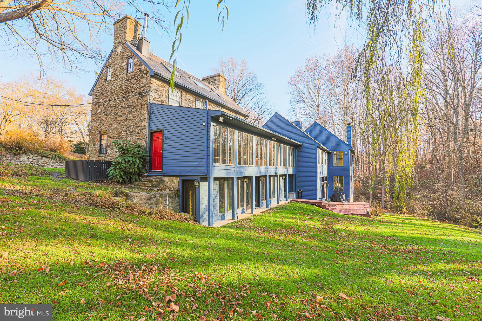 MARINER'S COVE - Residential