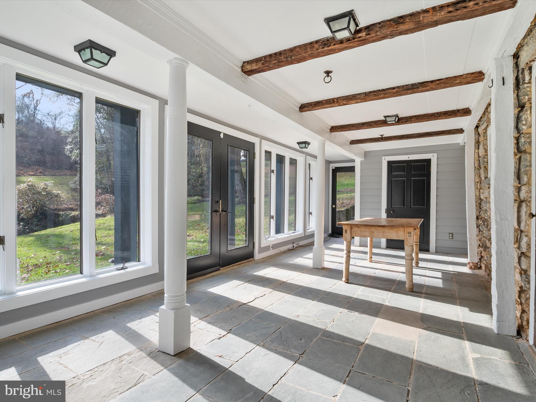 MARINER'S COVE - Residential