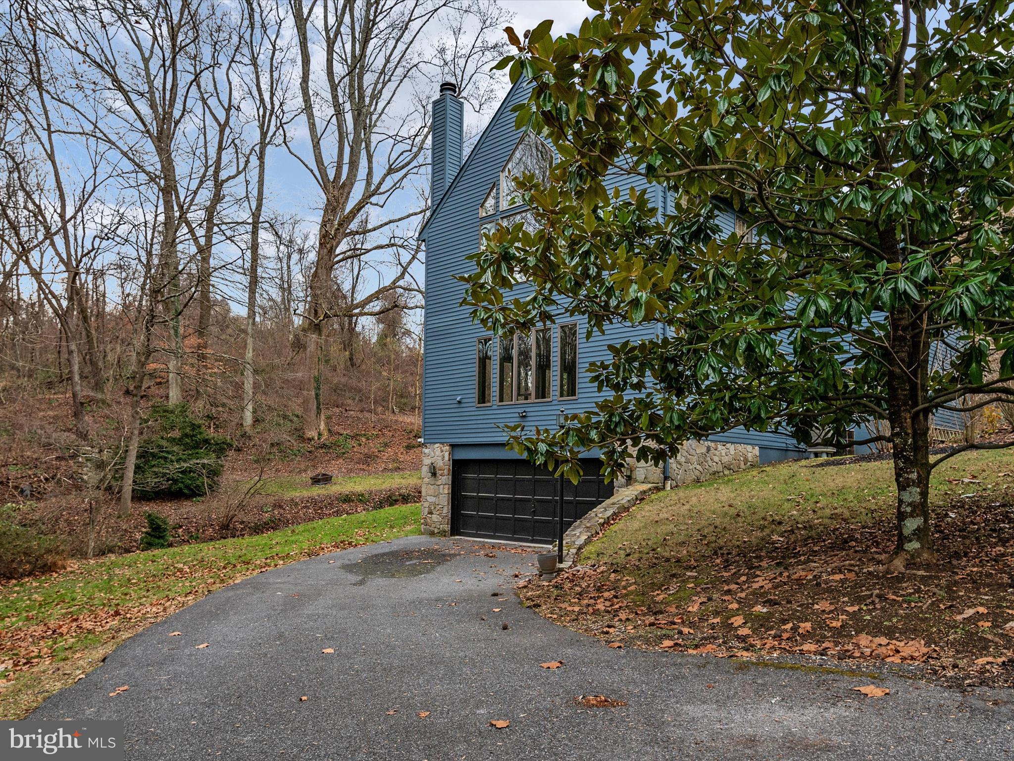 MARINER'S COVE - Residential