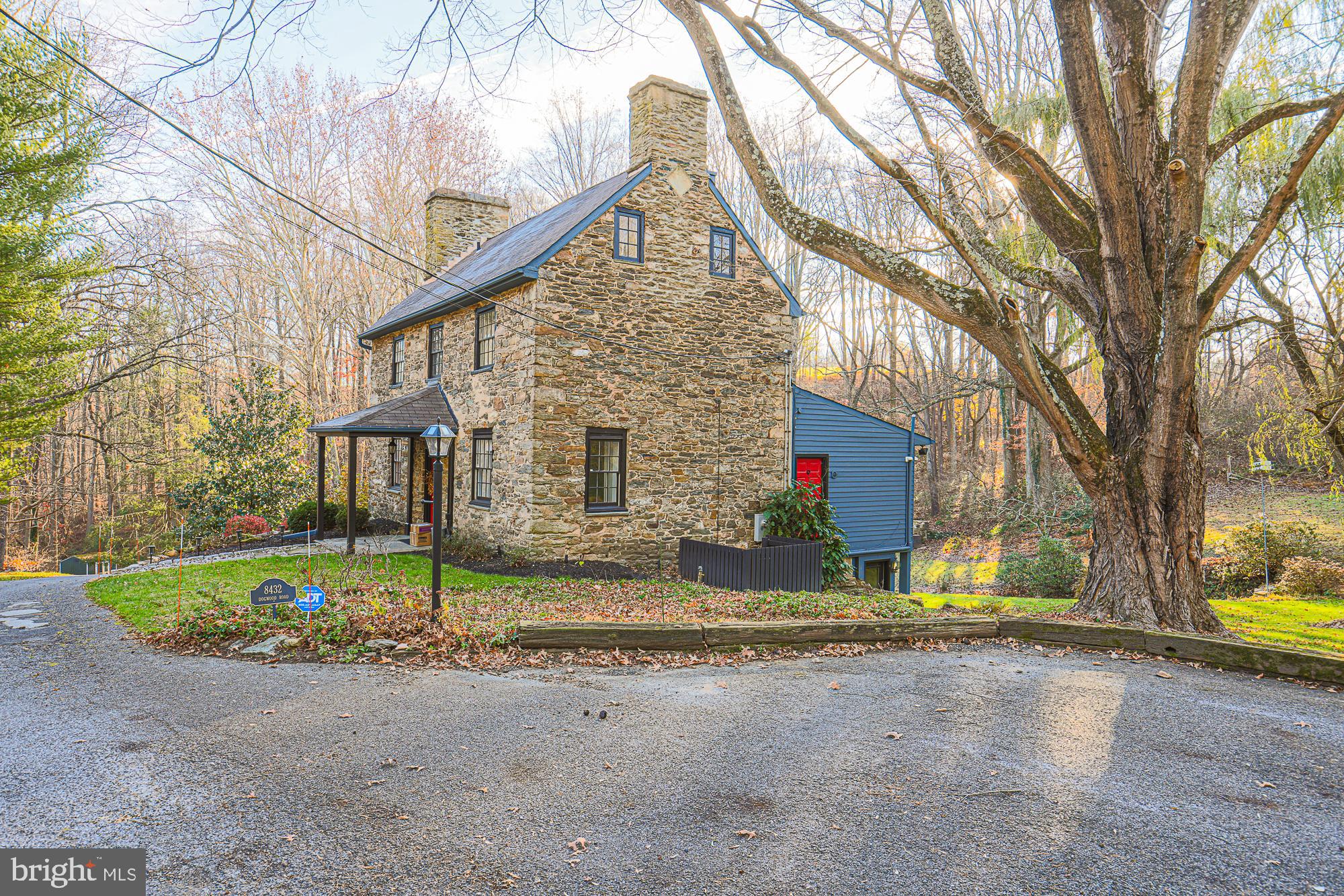 MARINER'S COVE - Residential