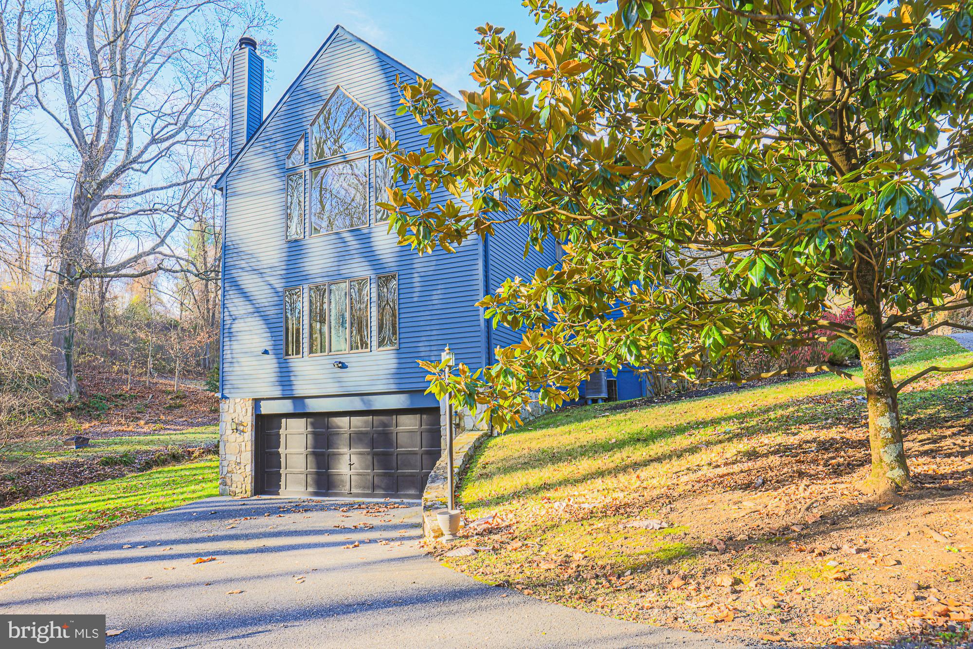 MARINER'S COVE - Residential