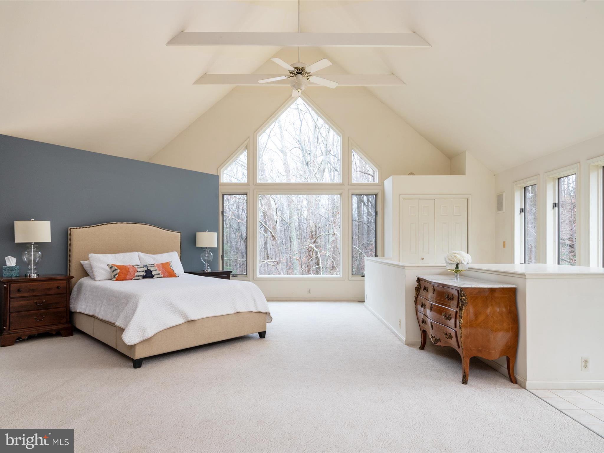 MARINER'S COVE - Residential