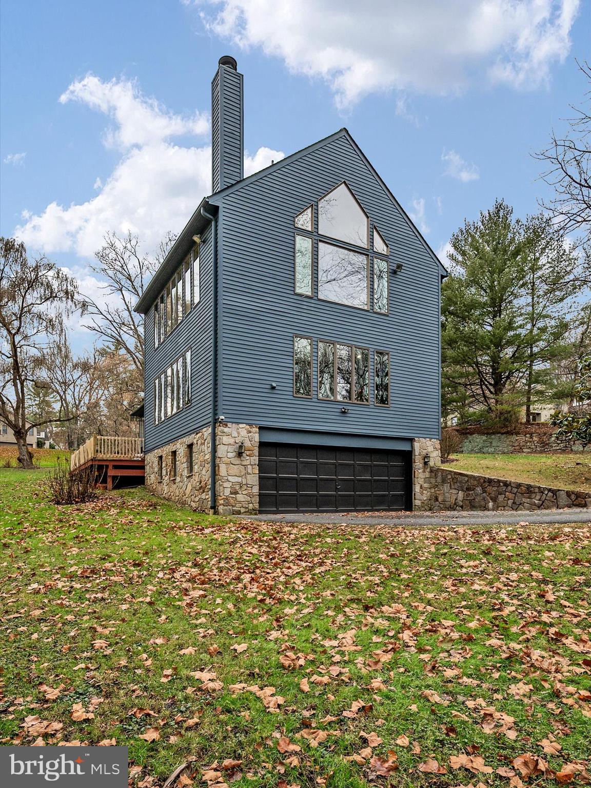 MARINER'S COVE - Residential