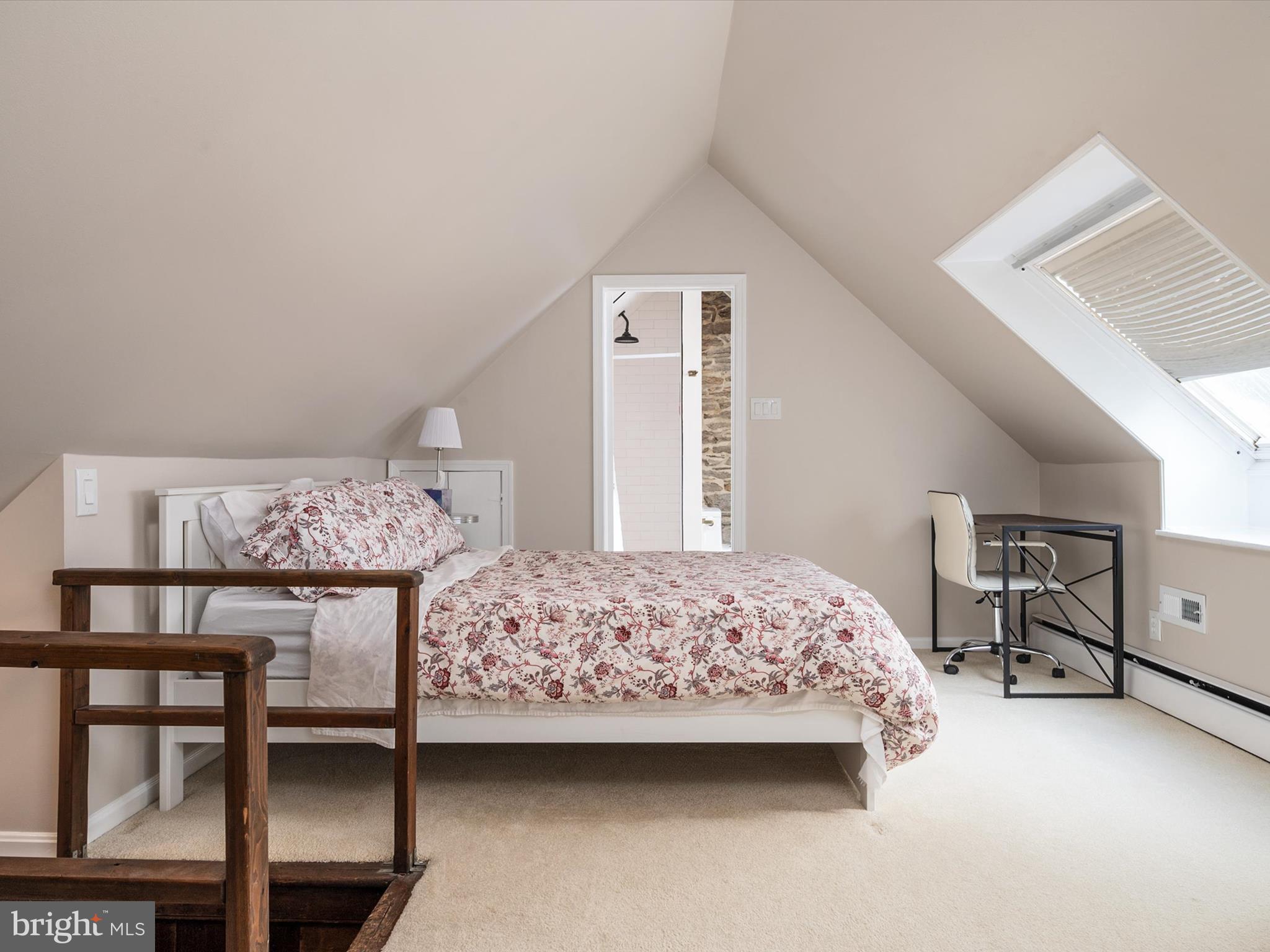 MARINER'S COVE - Residential