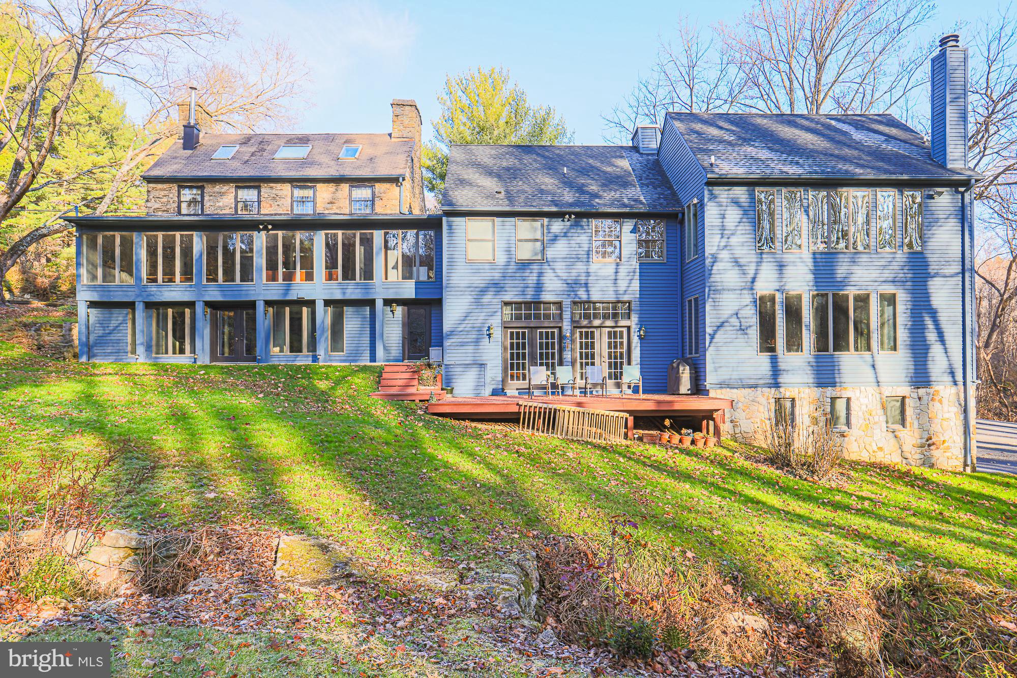 MARINER'S COVE - Residential