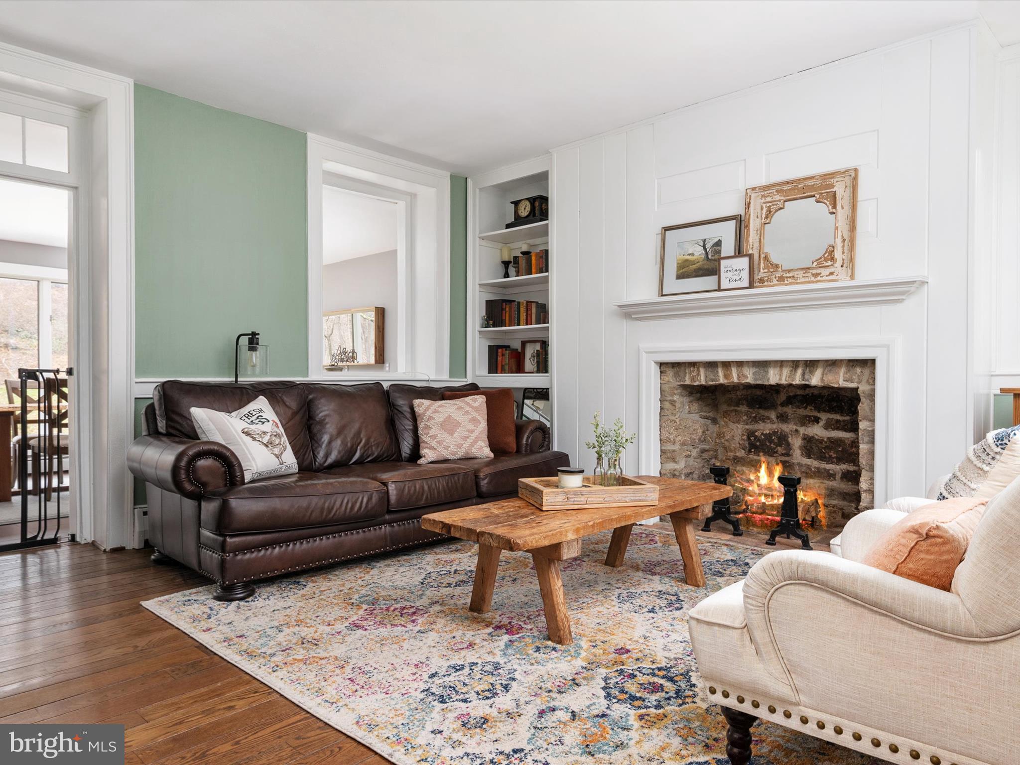 MARINER'S COVE - Residential