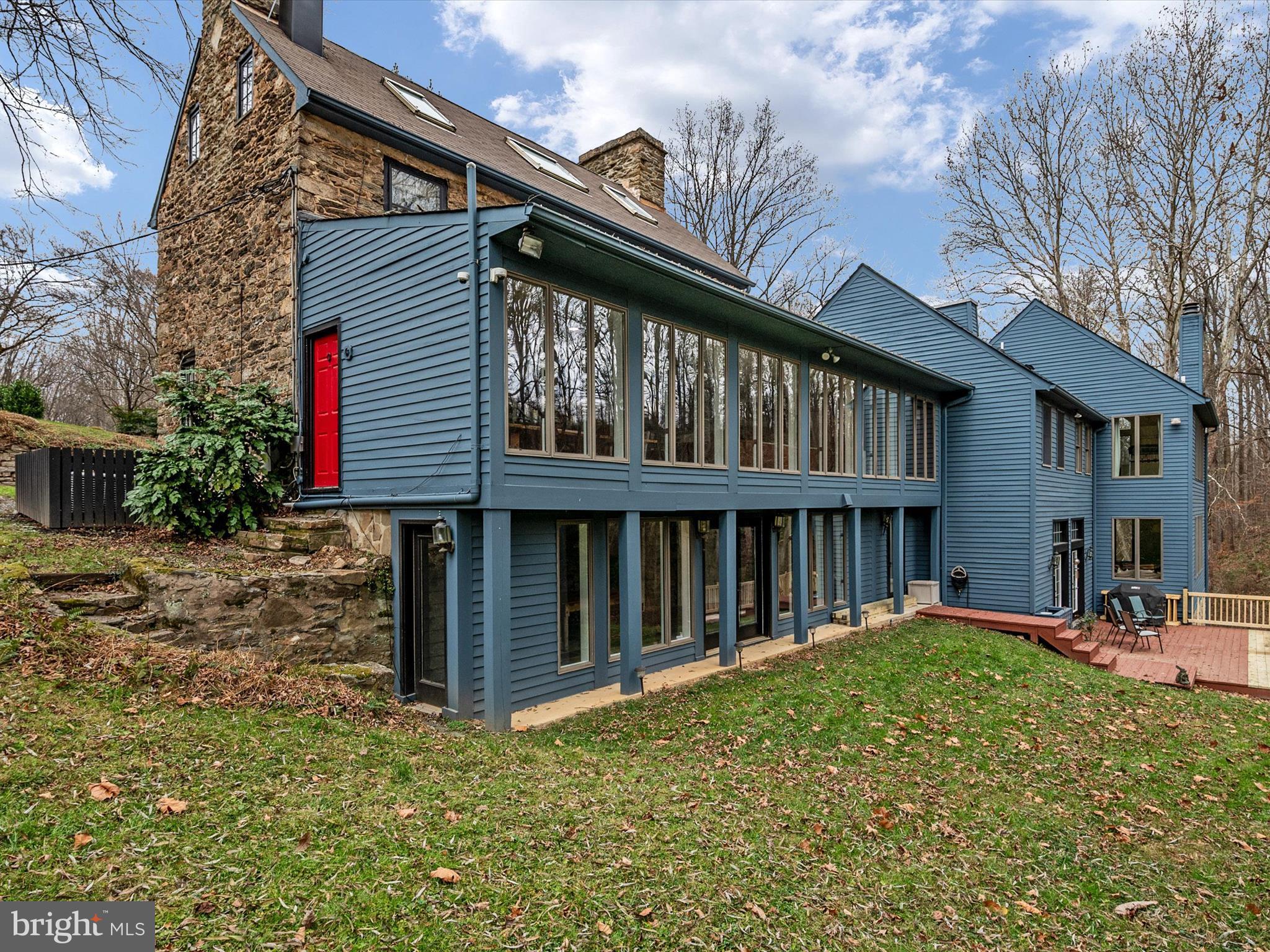 MARINER'S COVE - Residential