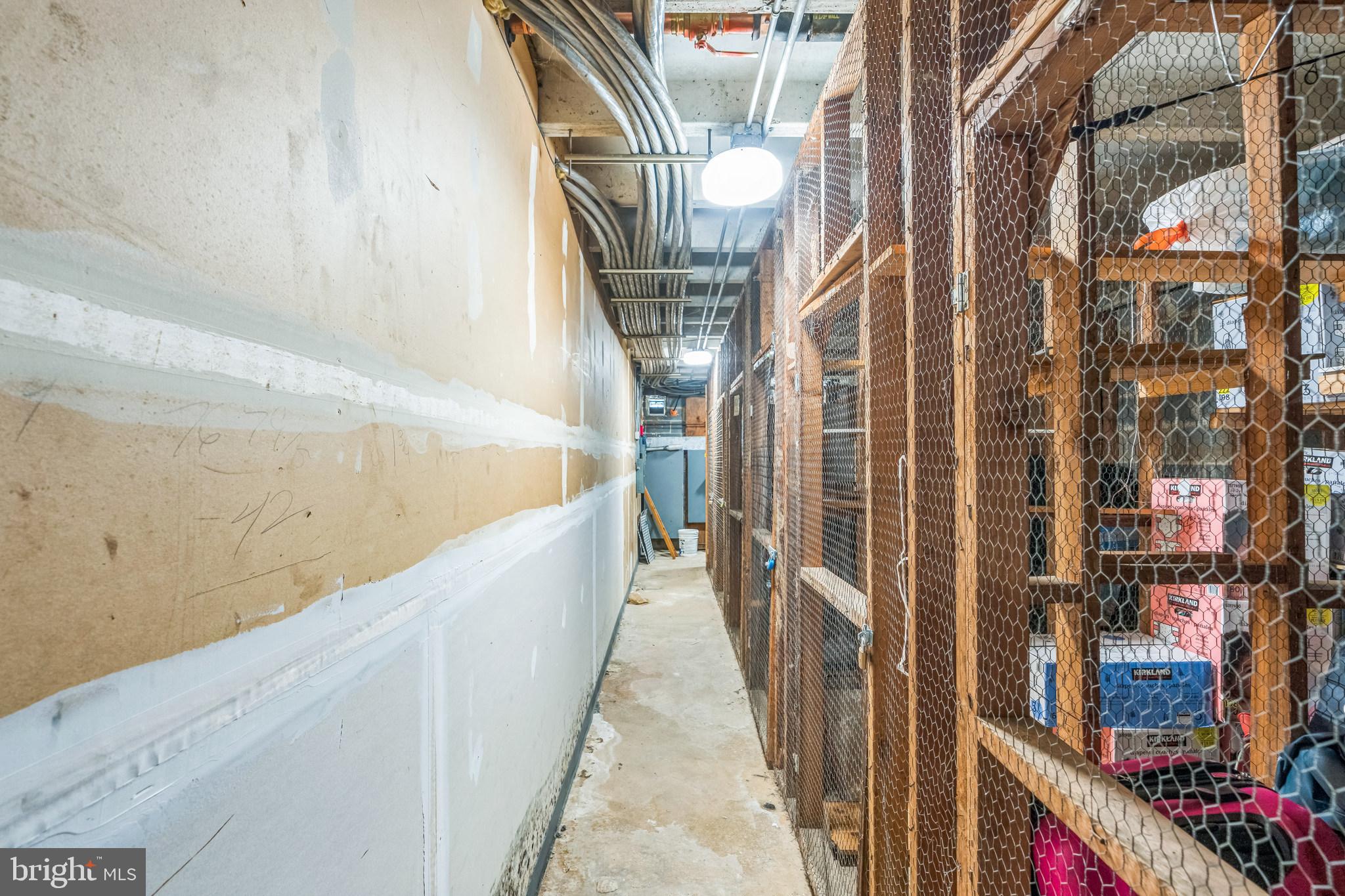 PARK TERRACE COND - Residential Lease