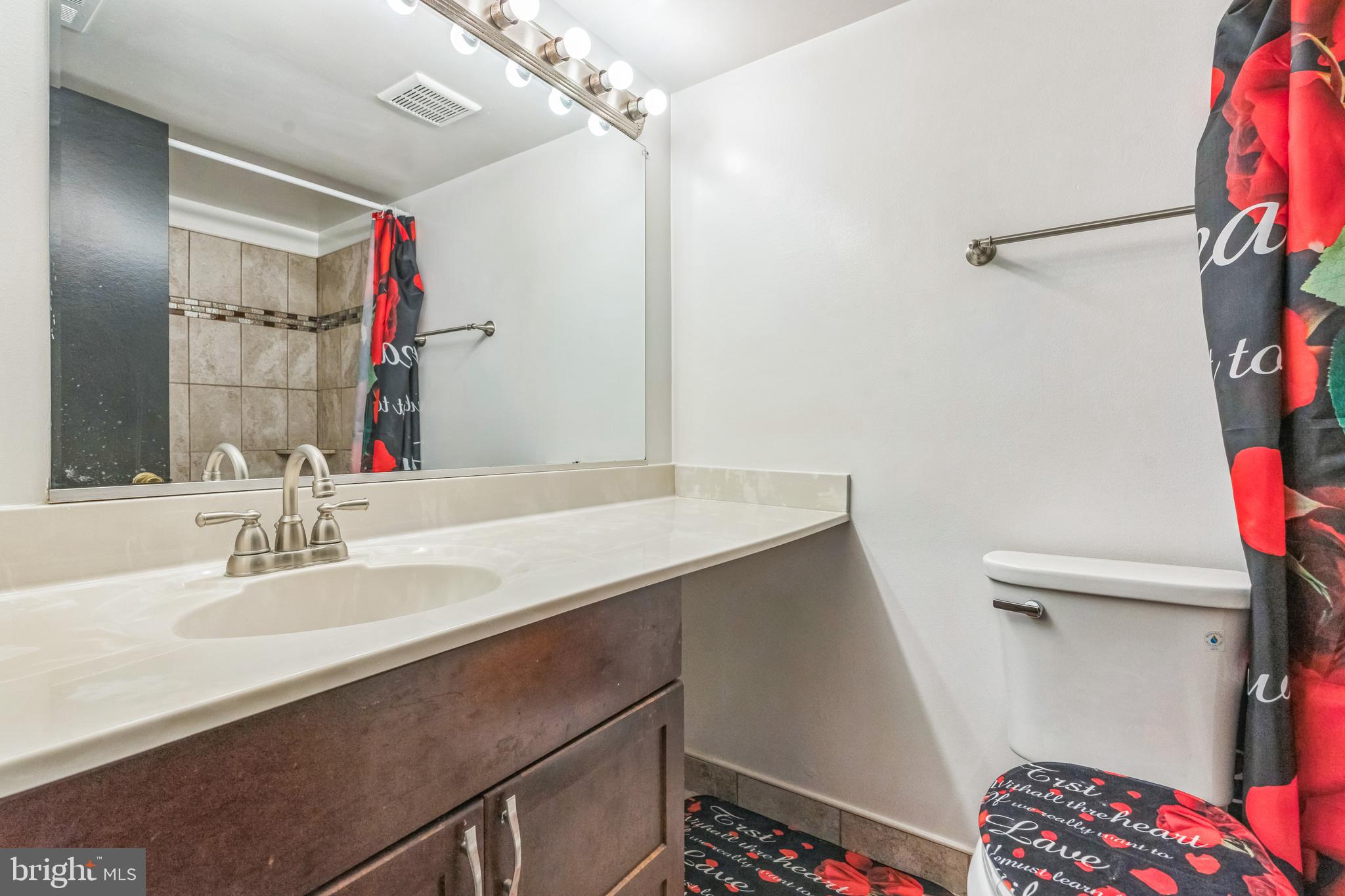 PARK TERRACE COND - Residential Lease