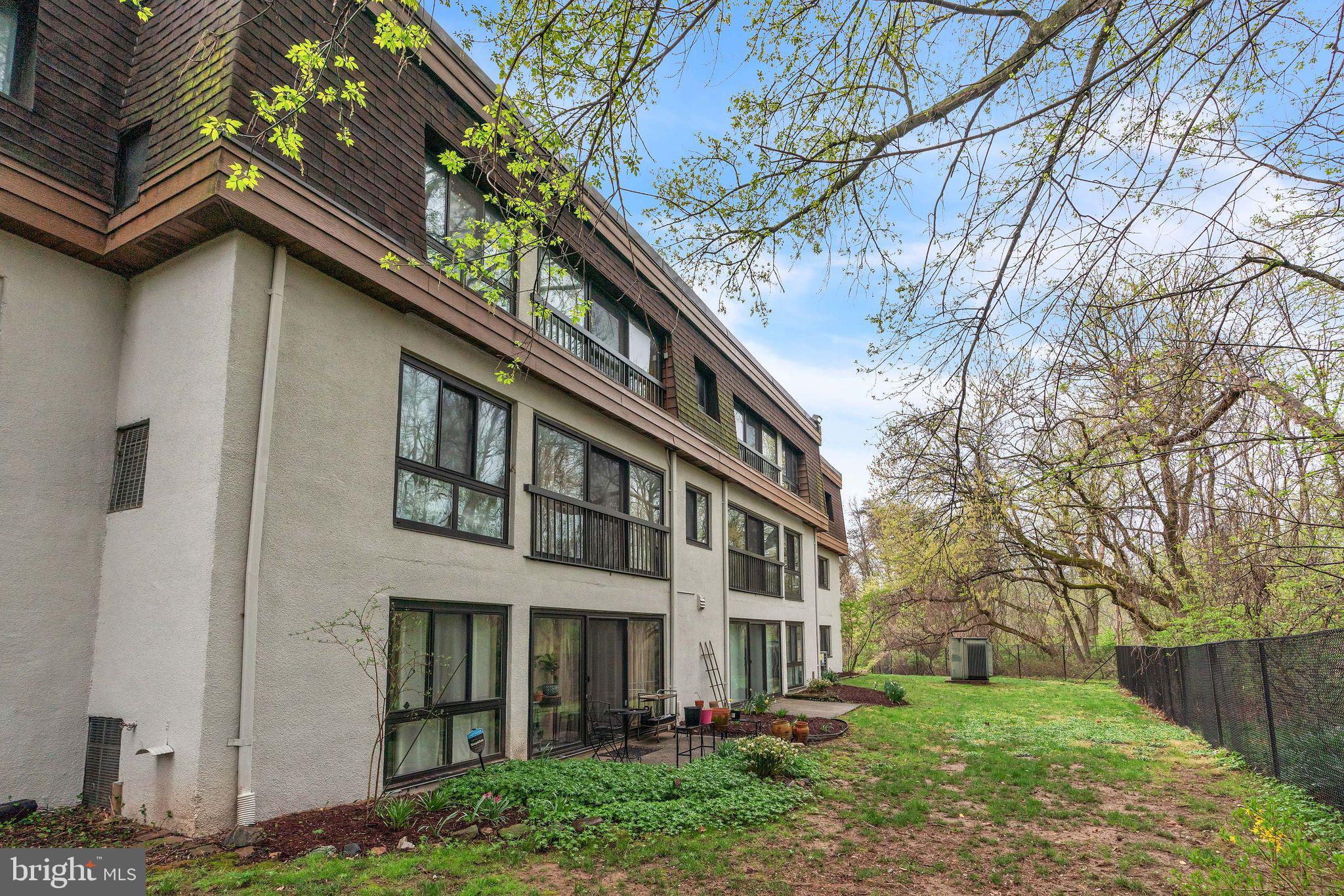 PARK TERRACE COND - Residential Lease