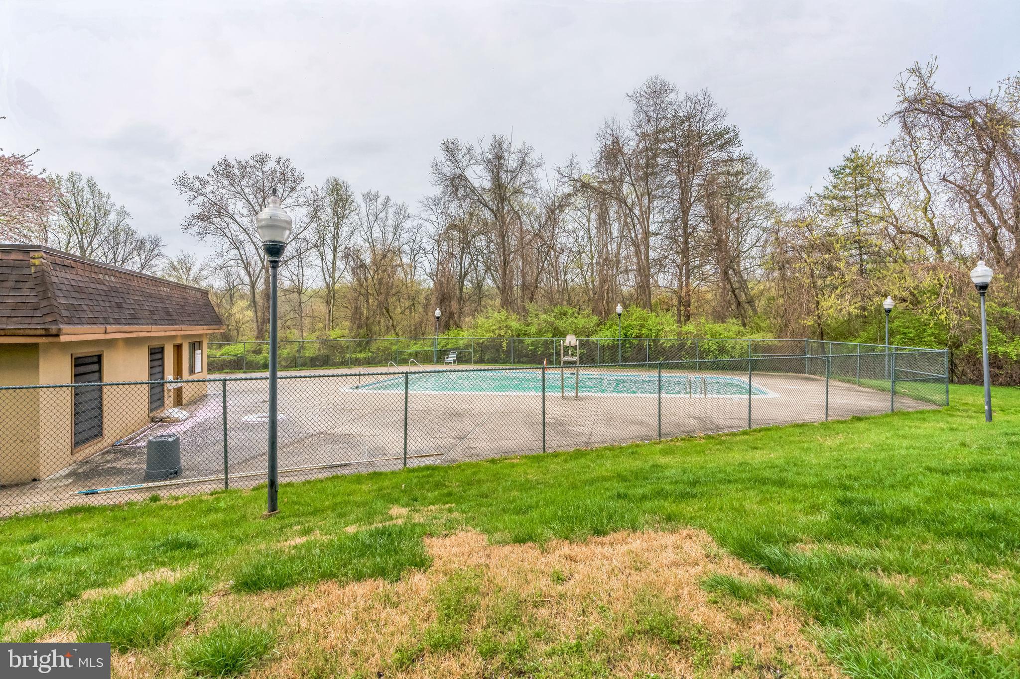 PARK TERRACE COND - Residential Lease