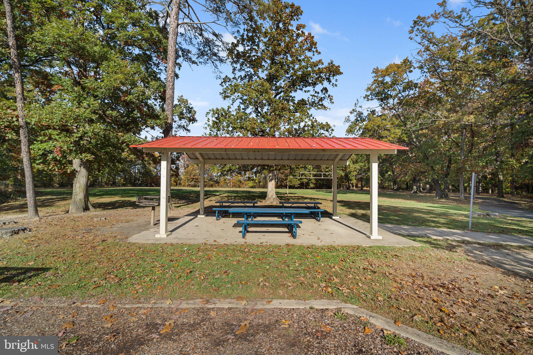 BRADBURY PARK - Residential