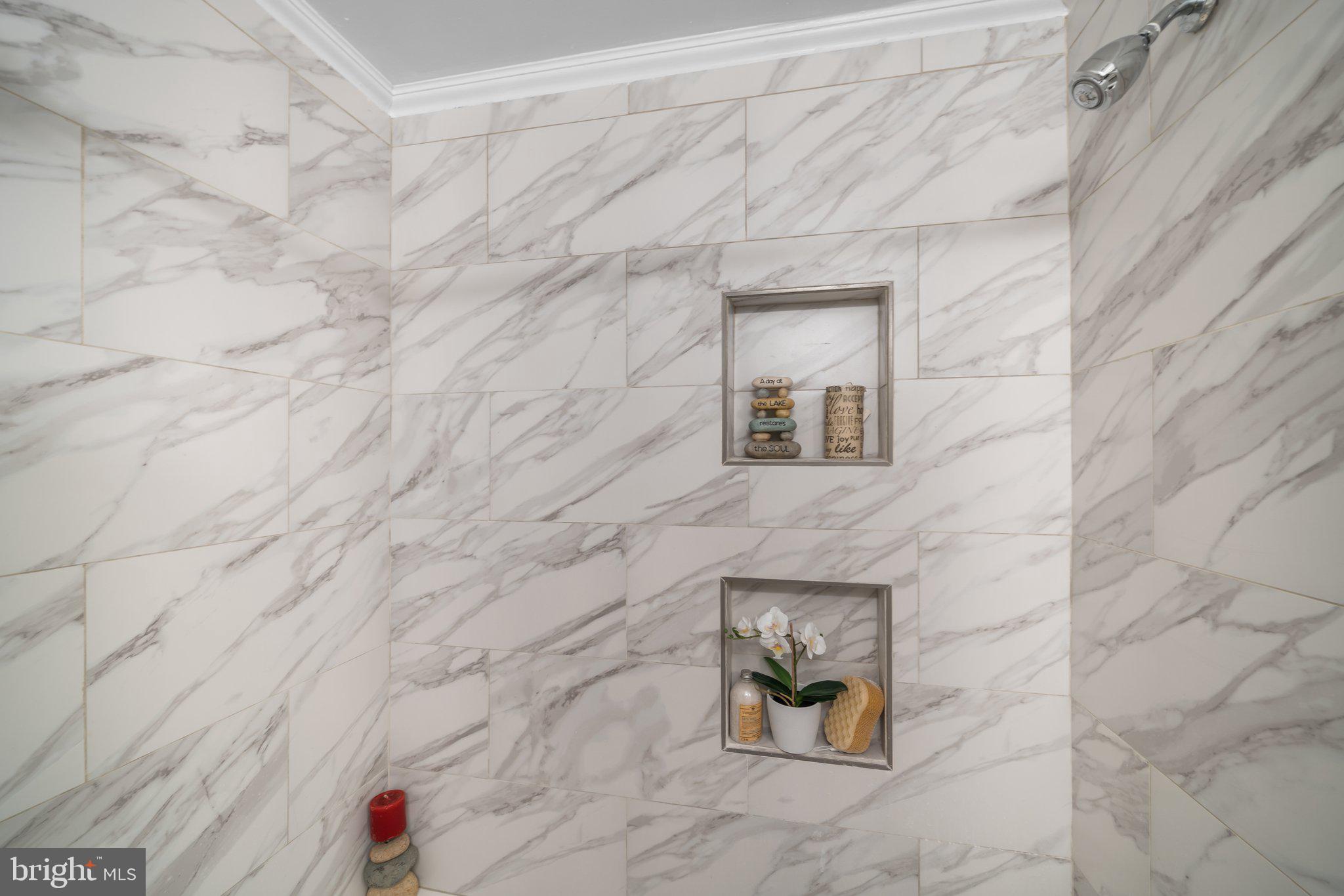 BRADBURY PARK - Residential