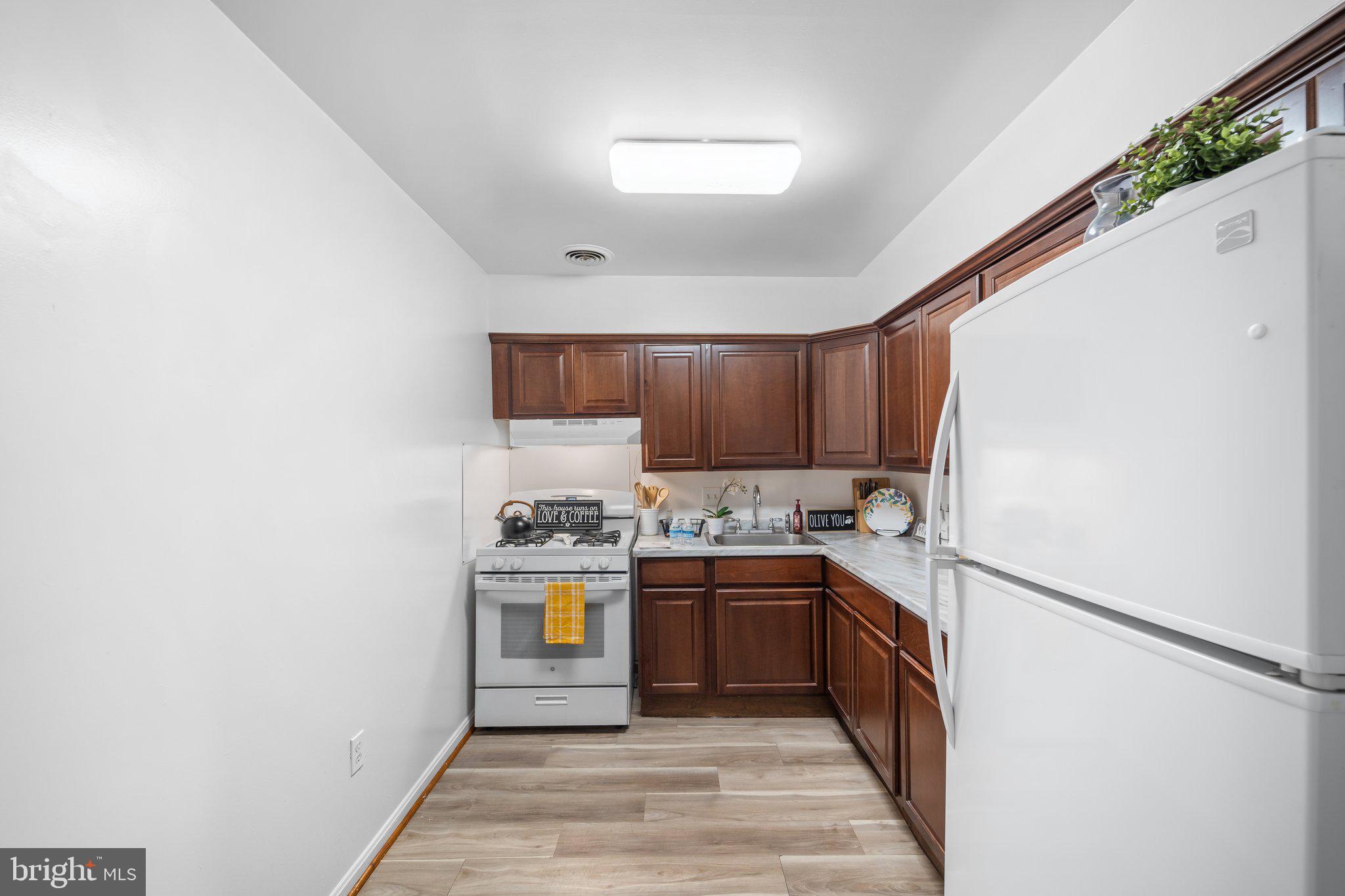 BRADBURY PARK - Residential