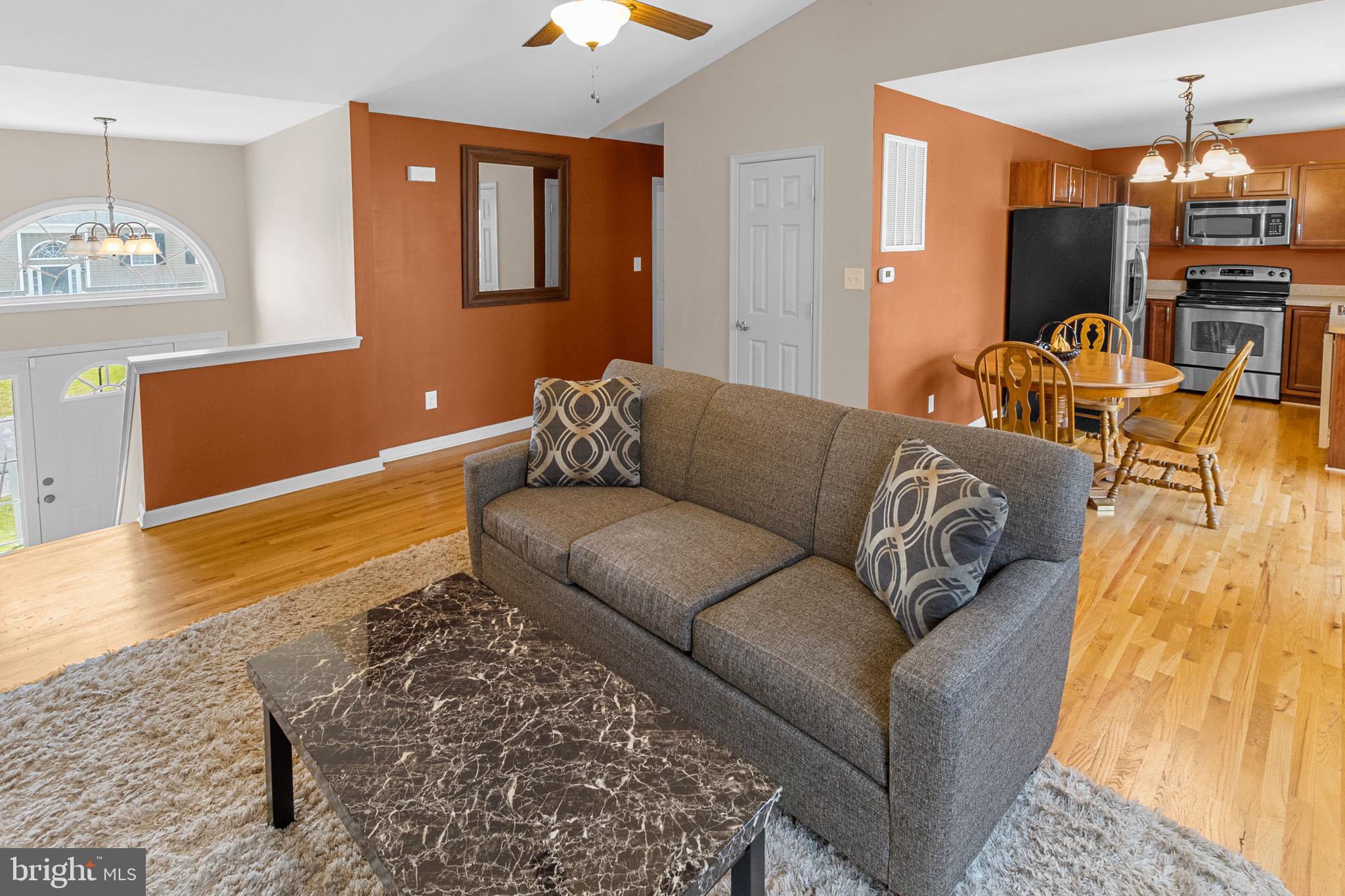 INWOOD VILLAGE - Residential