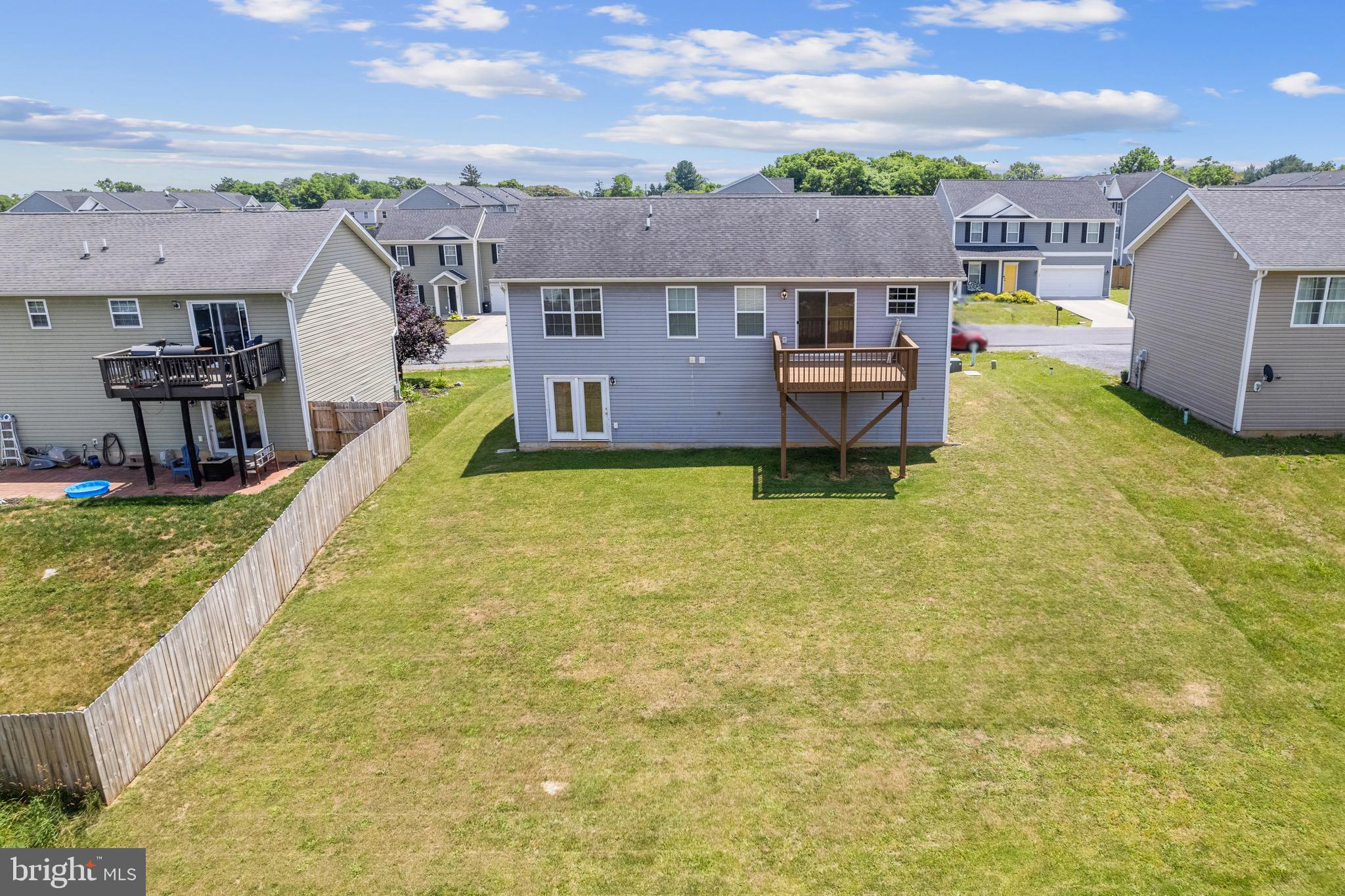 INWOOD VILLAGE - Residential