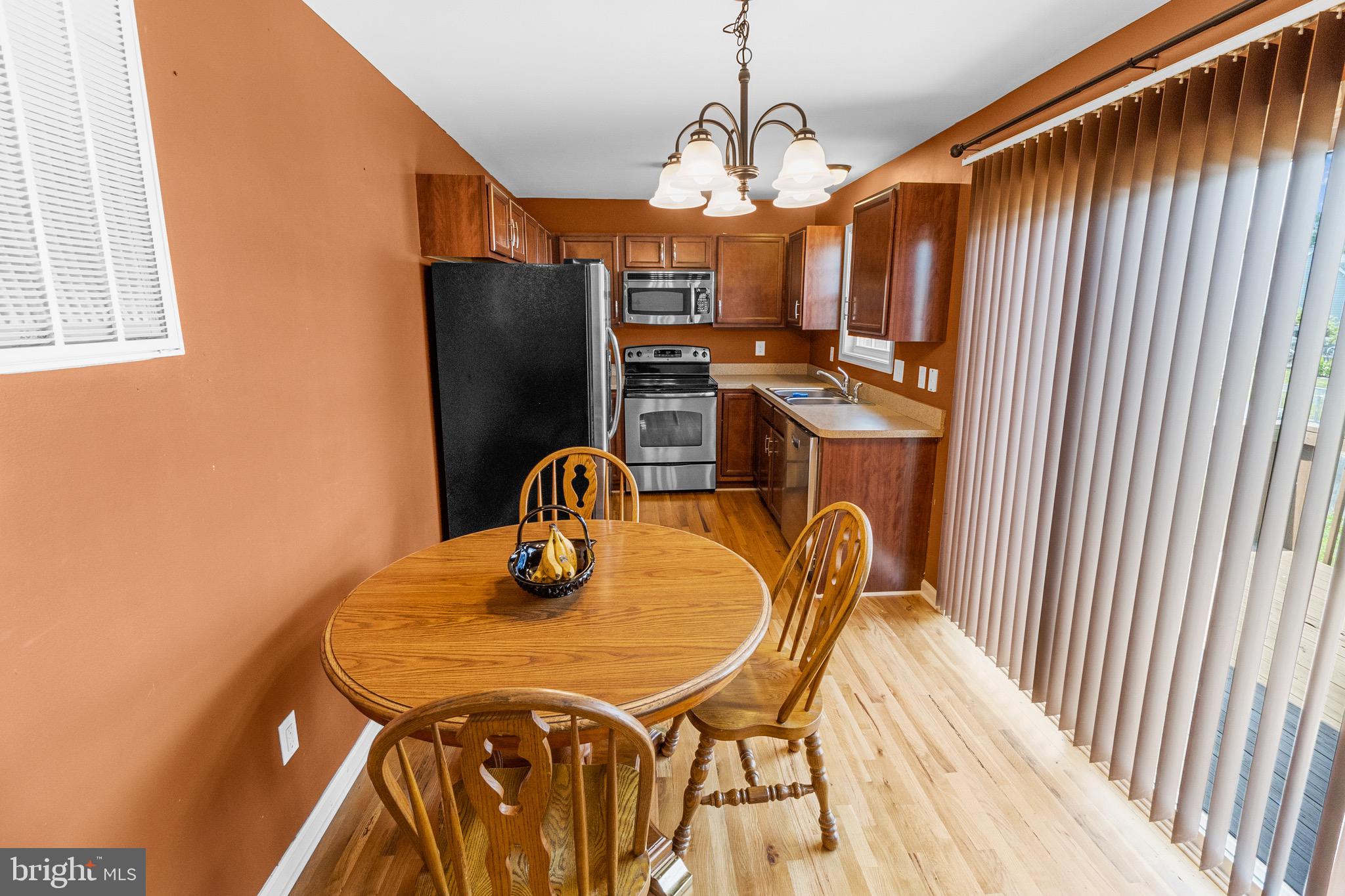 INWOOD VILLAGE - Residential