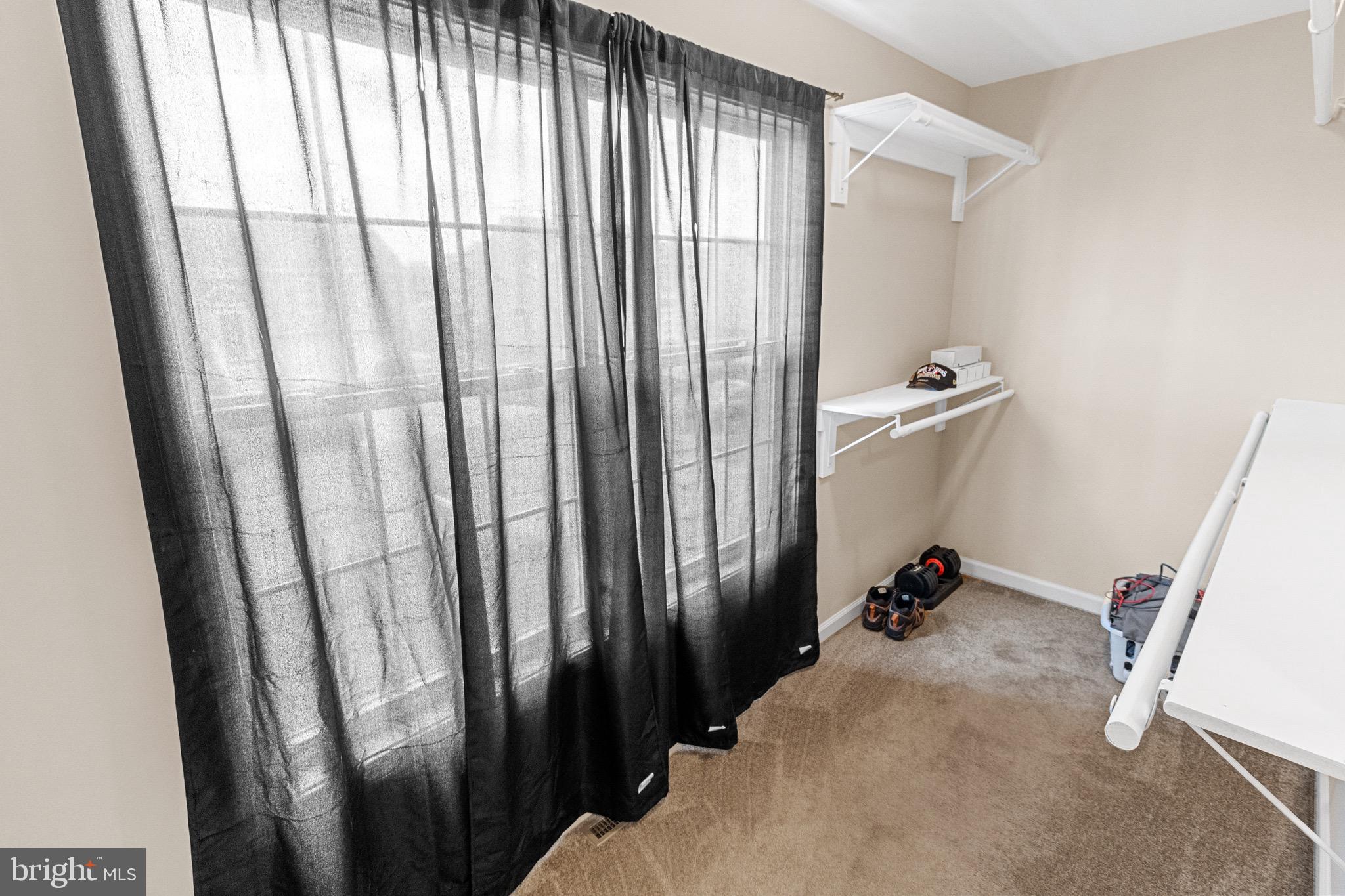 INWOOD VILLAGE - Residential