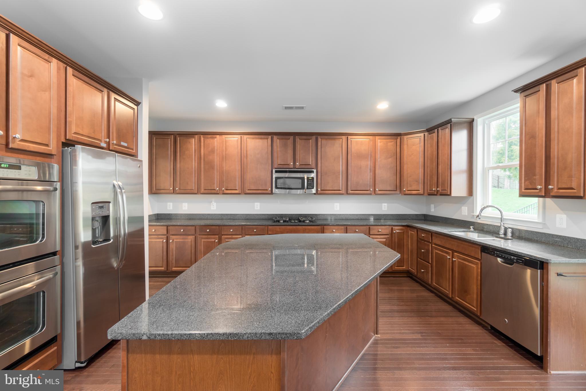 BELMONT GLEN VILLAGE - Residential