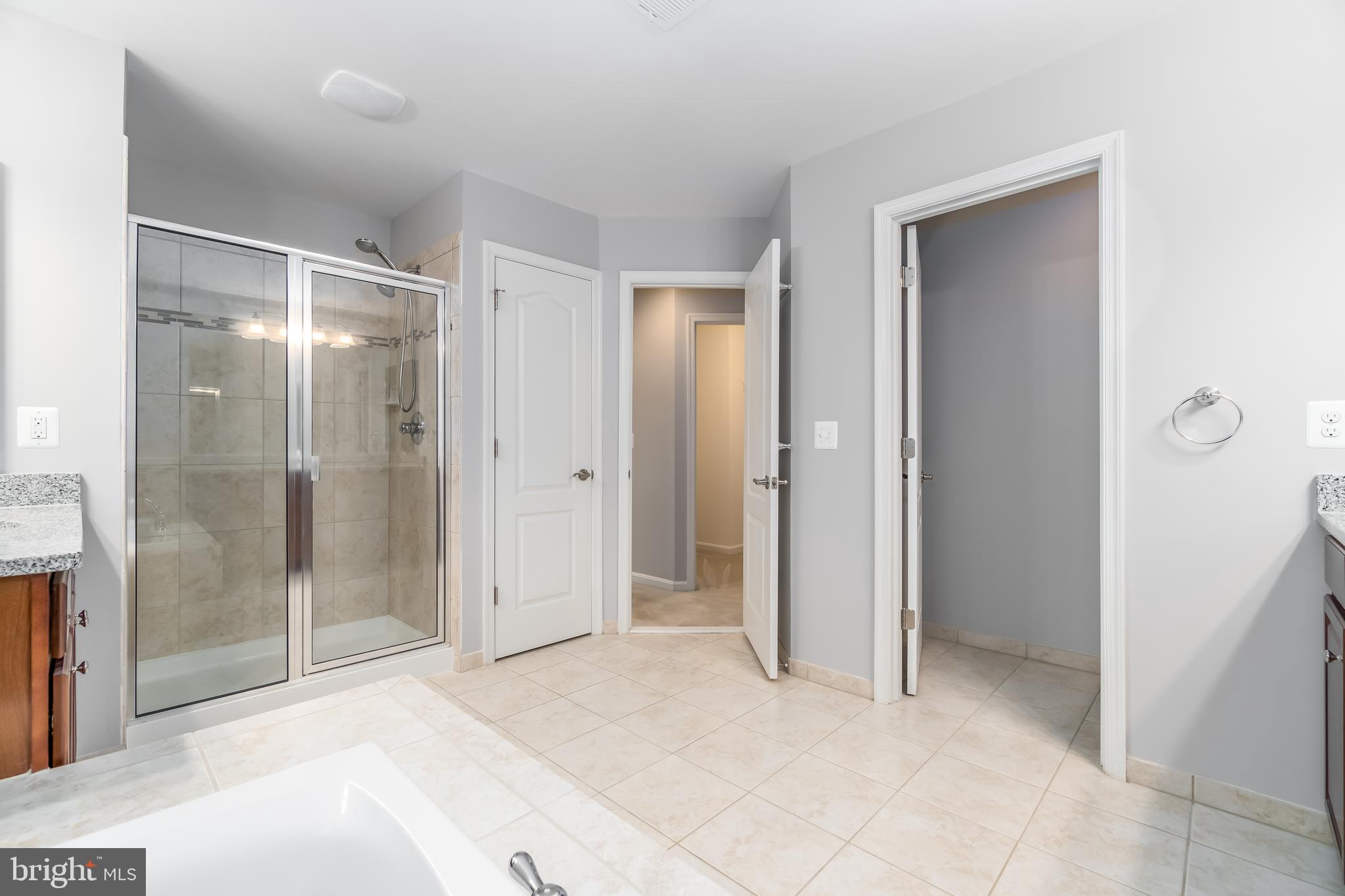 BELMONT GLEN VILLAGE - Residential