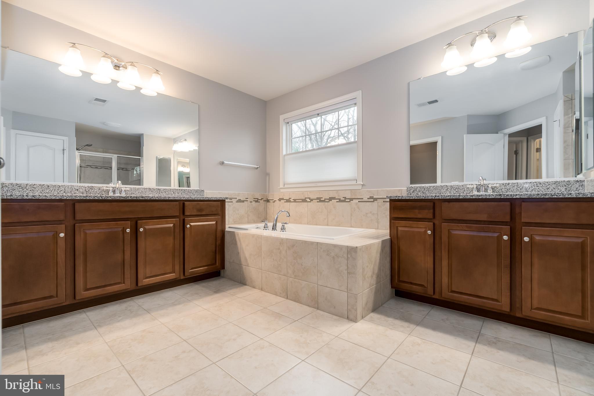 BELMONT GLEN VILLAGE - Residential