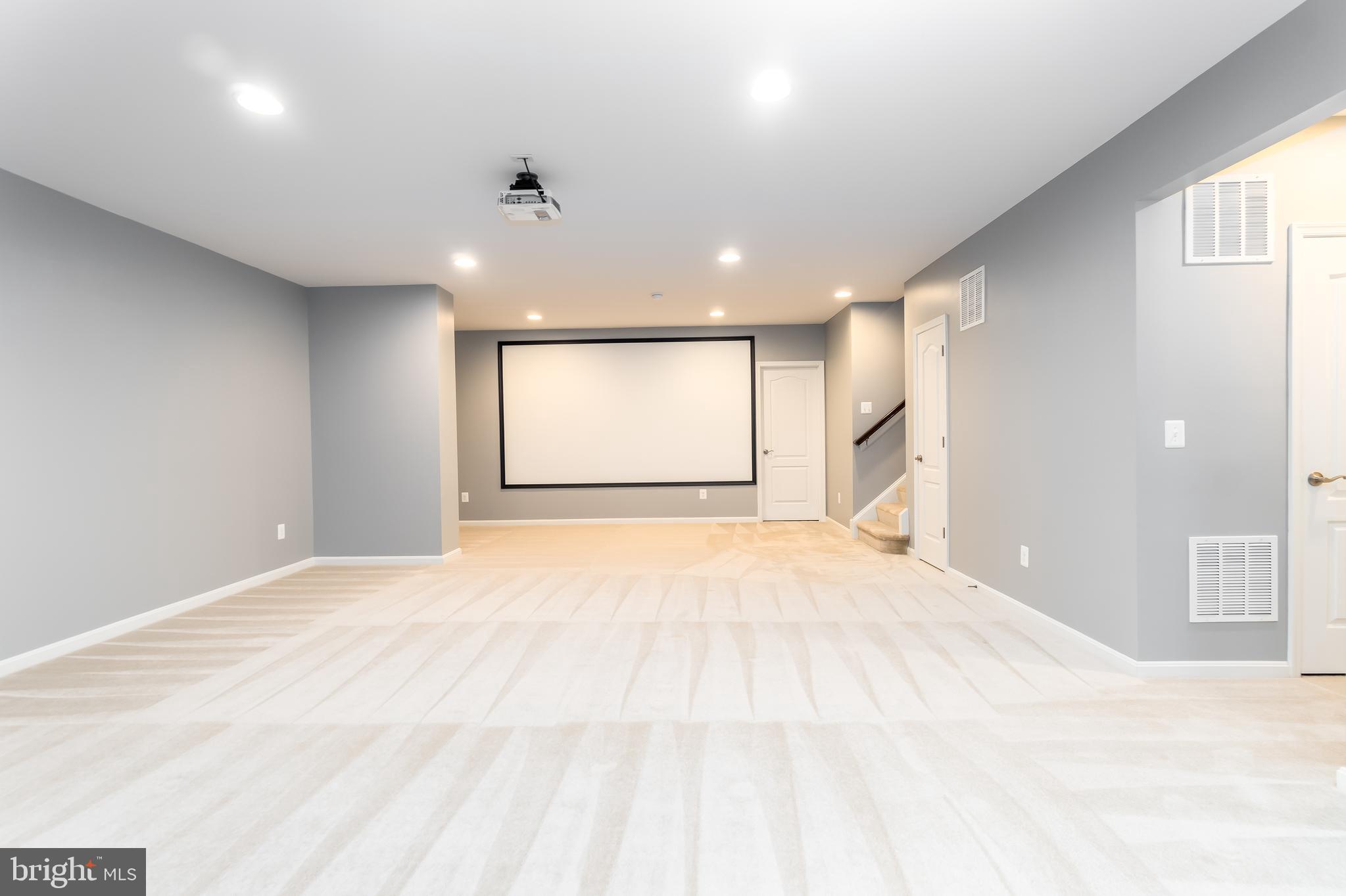 BELMONT GLEN VILLAGE - Residential