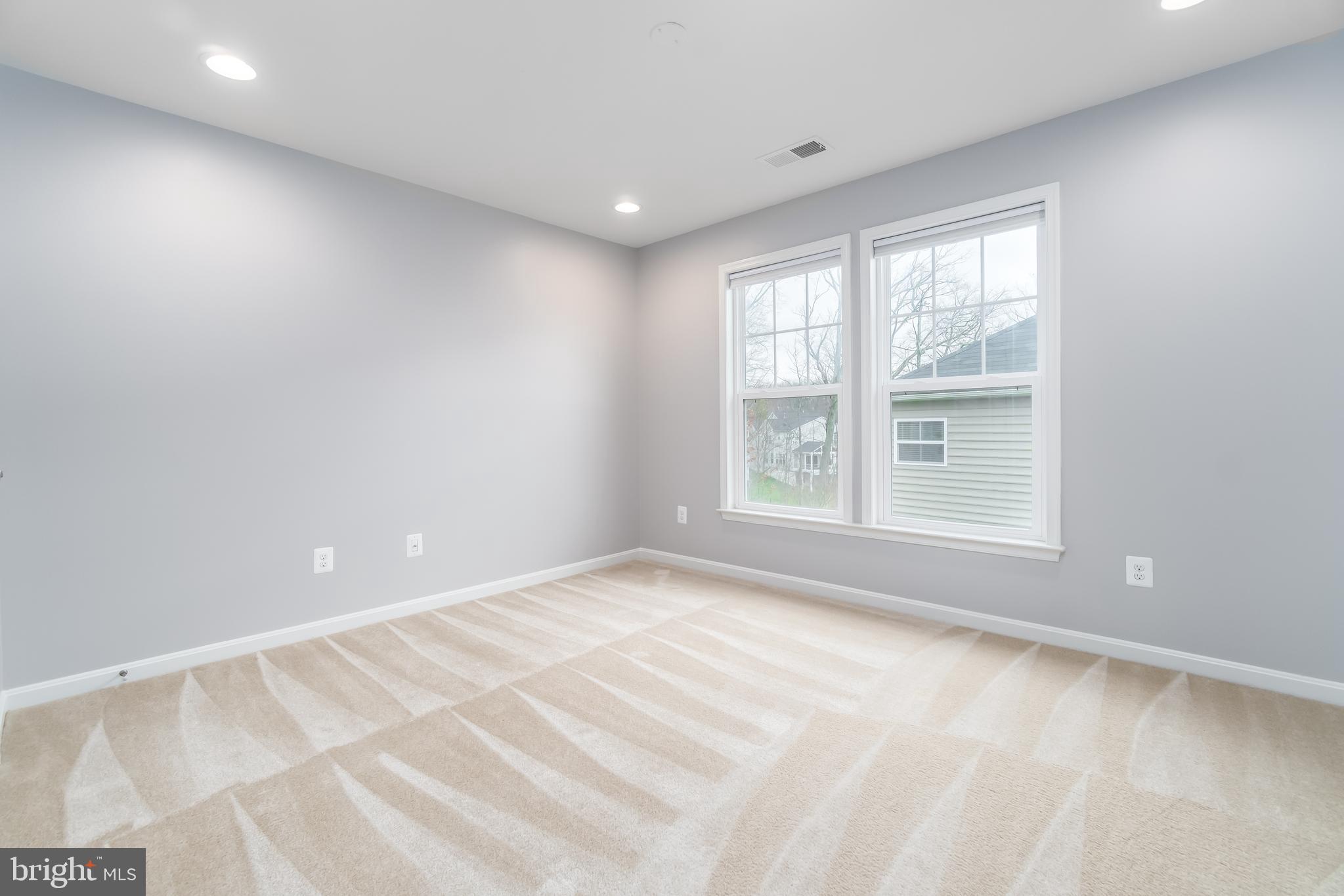 BELMONT GLEN VILLAGE - Residential