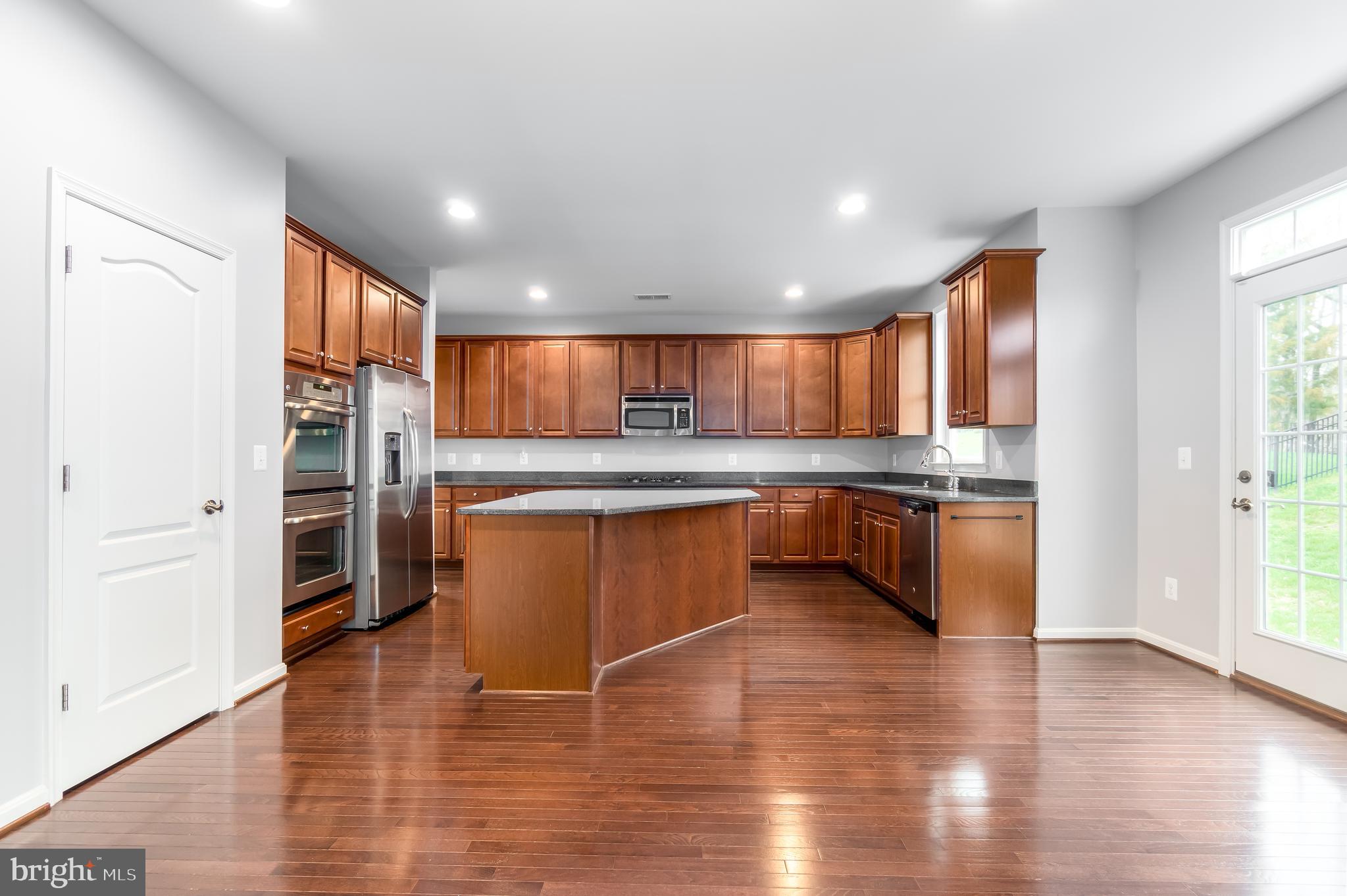 BELMONT GLEN VILLAGE - Residential