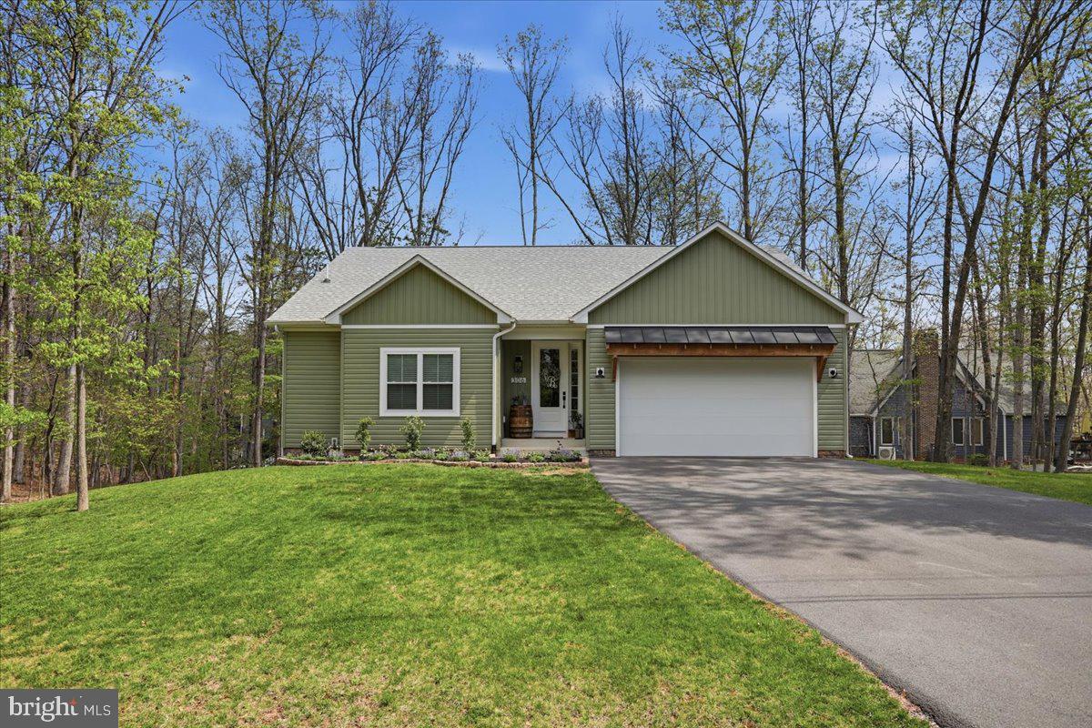 LAKE HOLIDAY ESTATES - Residential