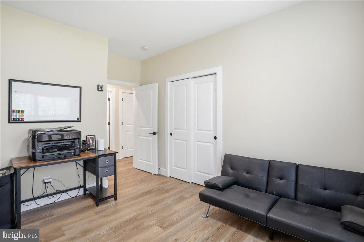 LAKE HOLIDAY ESTATES - Residential