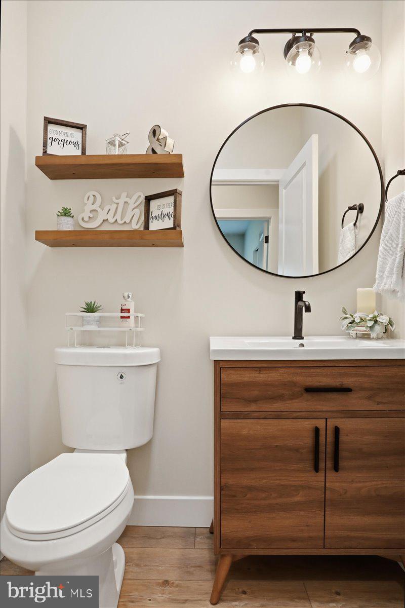 LAKE HOLIDAY ESTATES - Residential